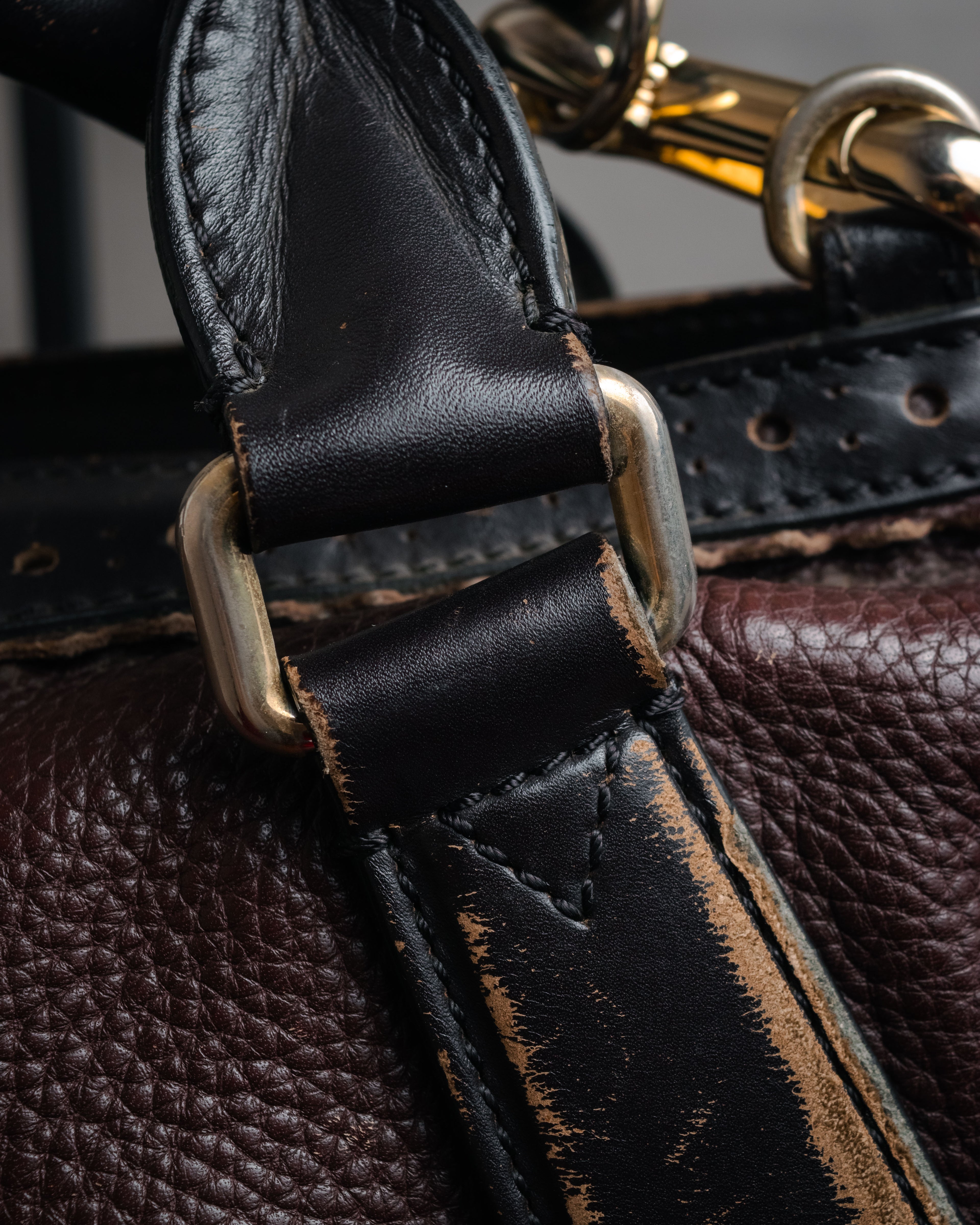 “BURBERRY” 2010’s Brogue tassel leather bag