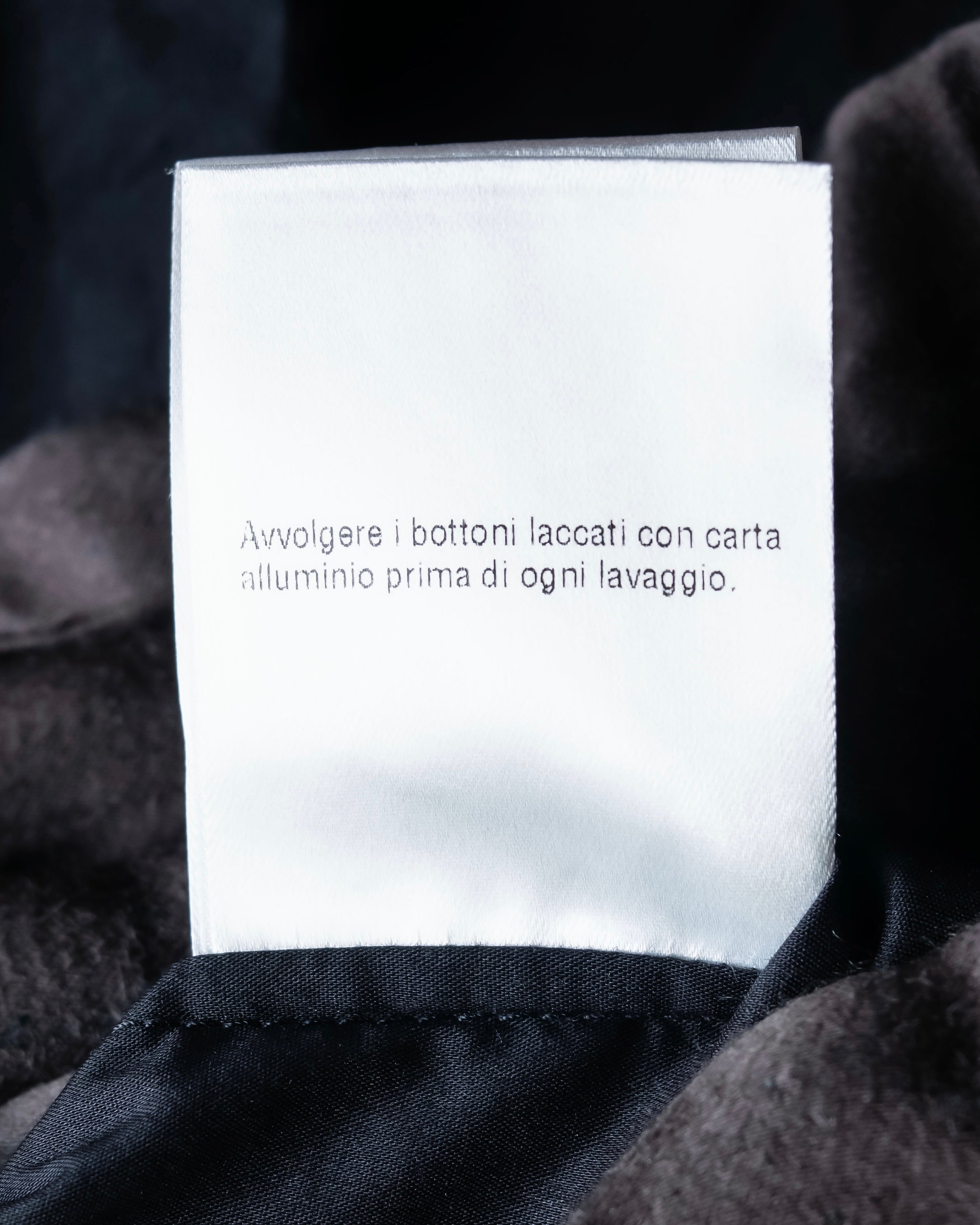 "GUCCI" No collar design gold button accents blouse