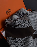 "HERMES" Silk fantaisie a cheval carré scarf 70