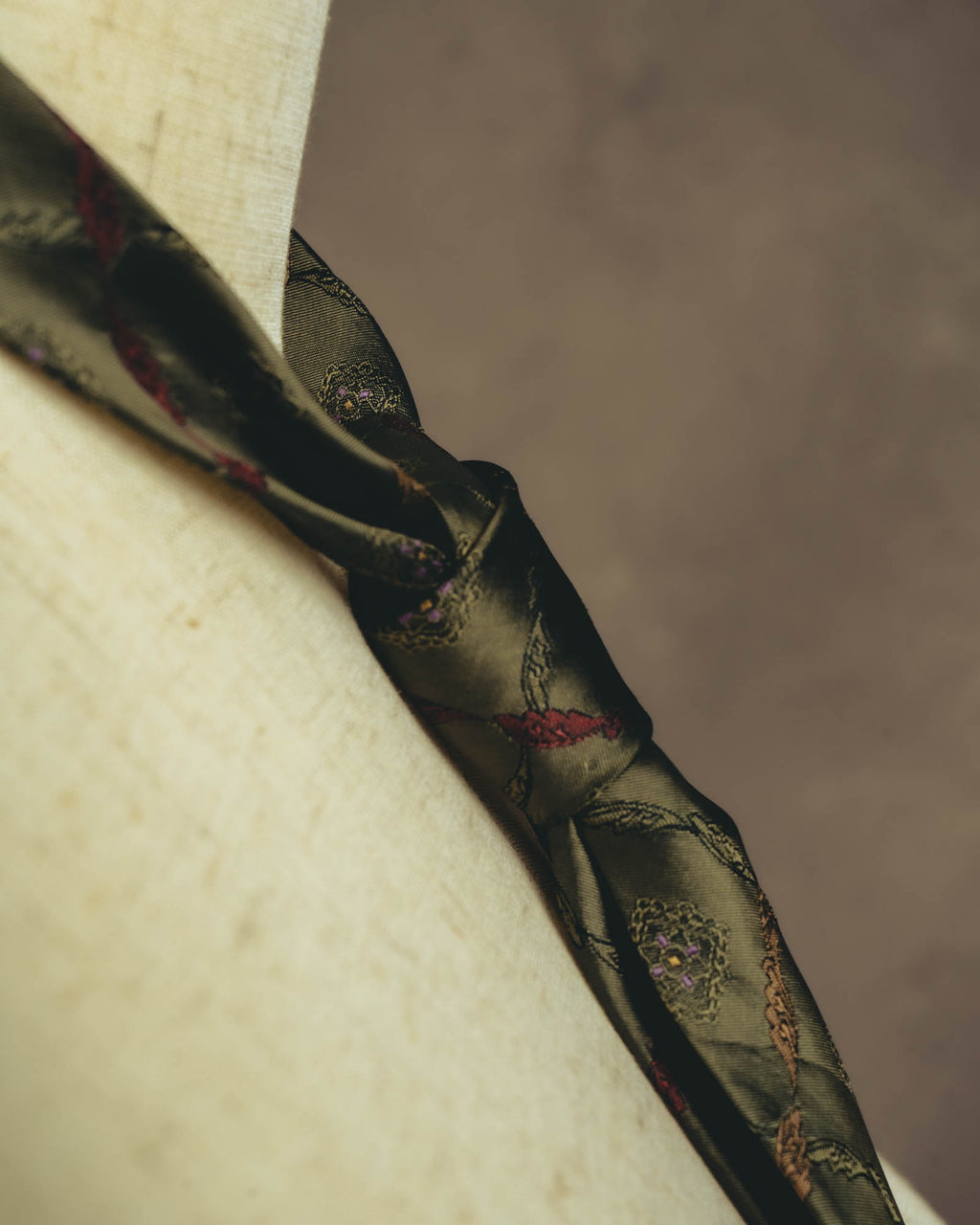 "Yves Saint Laurent" 80's-90's Olive silk jacquard necktie