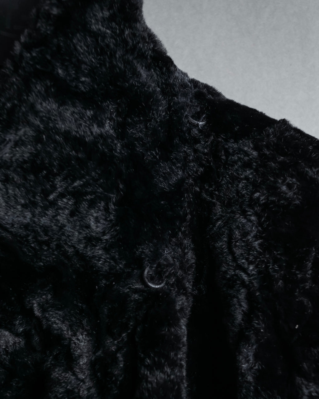 -SPECIAL- "FENDI" 90s Karl Lagerfeld-era lattice fur cape