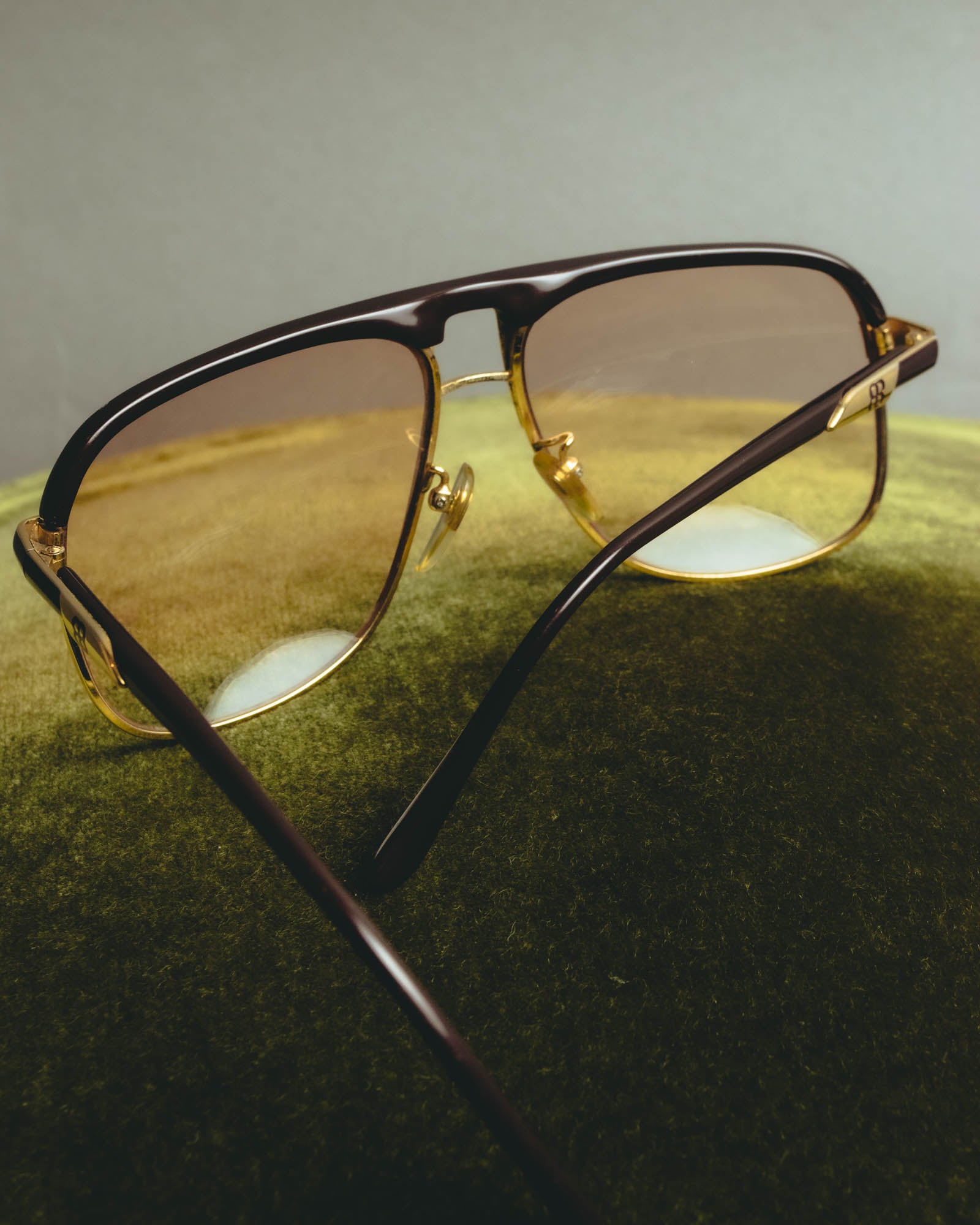 "BALENCIAGA" 80's-90's Oversized aviator sunglasses