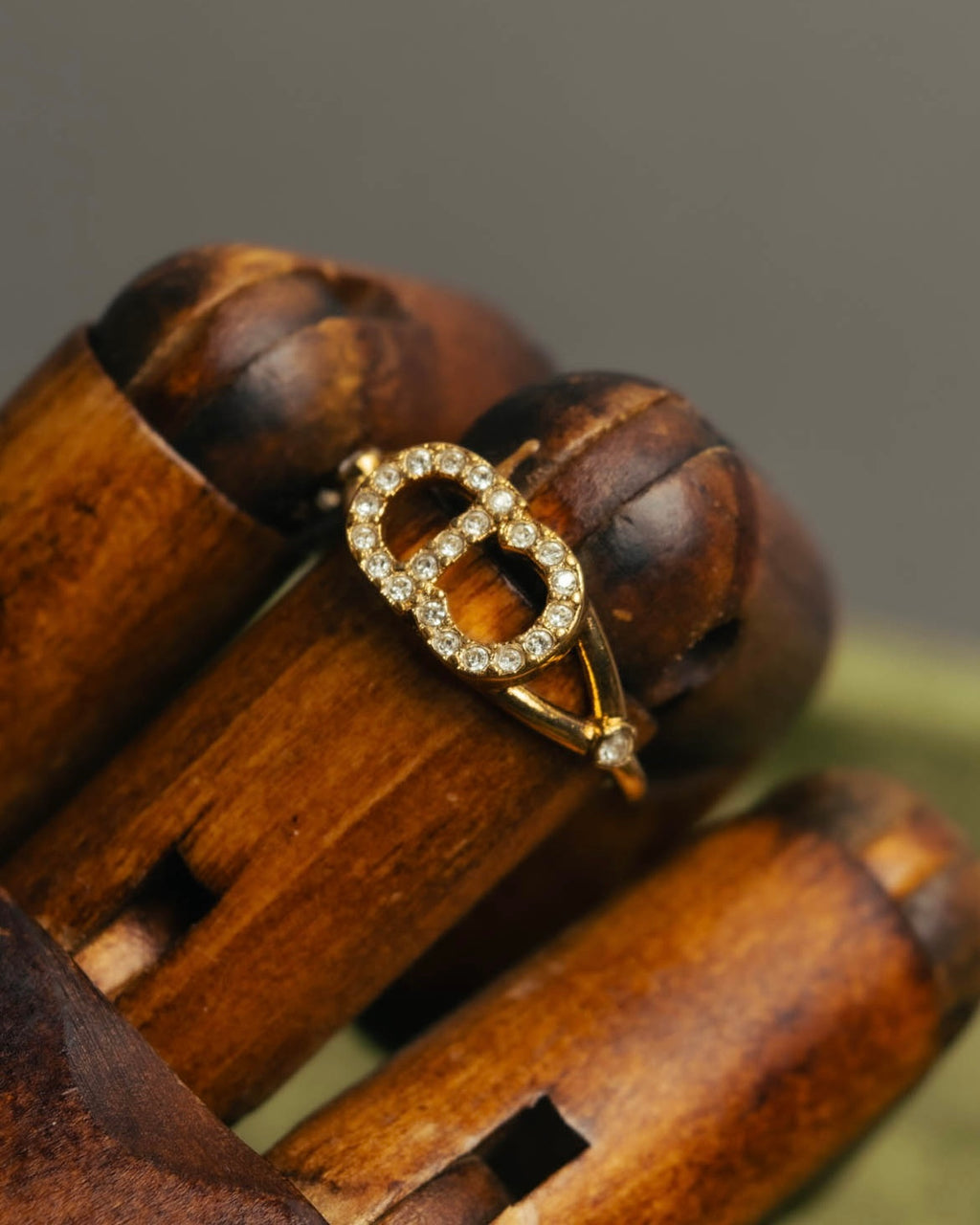 "Christian Dior" 00's-10's Sparkling rhinestone logo ring