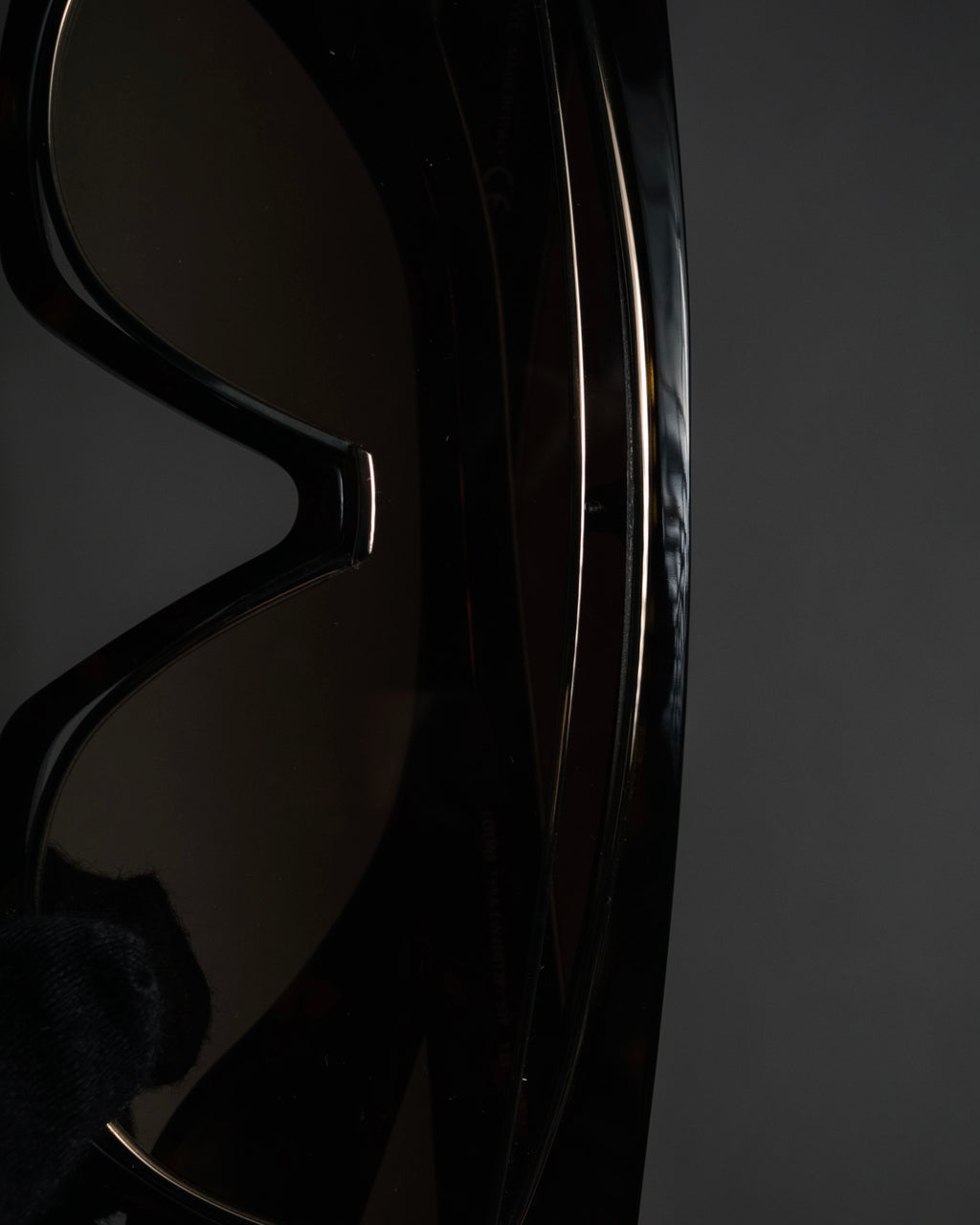 “LOEWE” 2018–2022 Futuristic shield acetate sunglasses