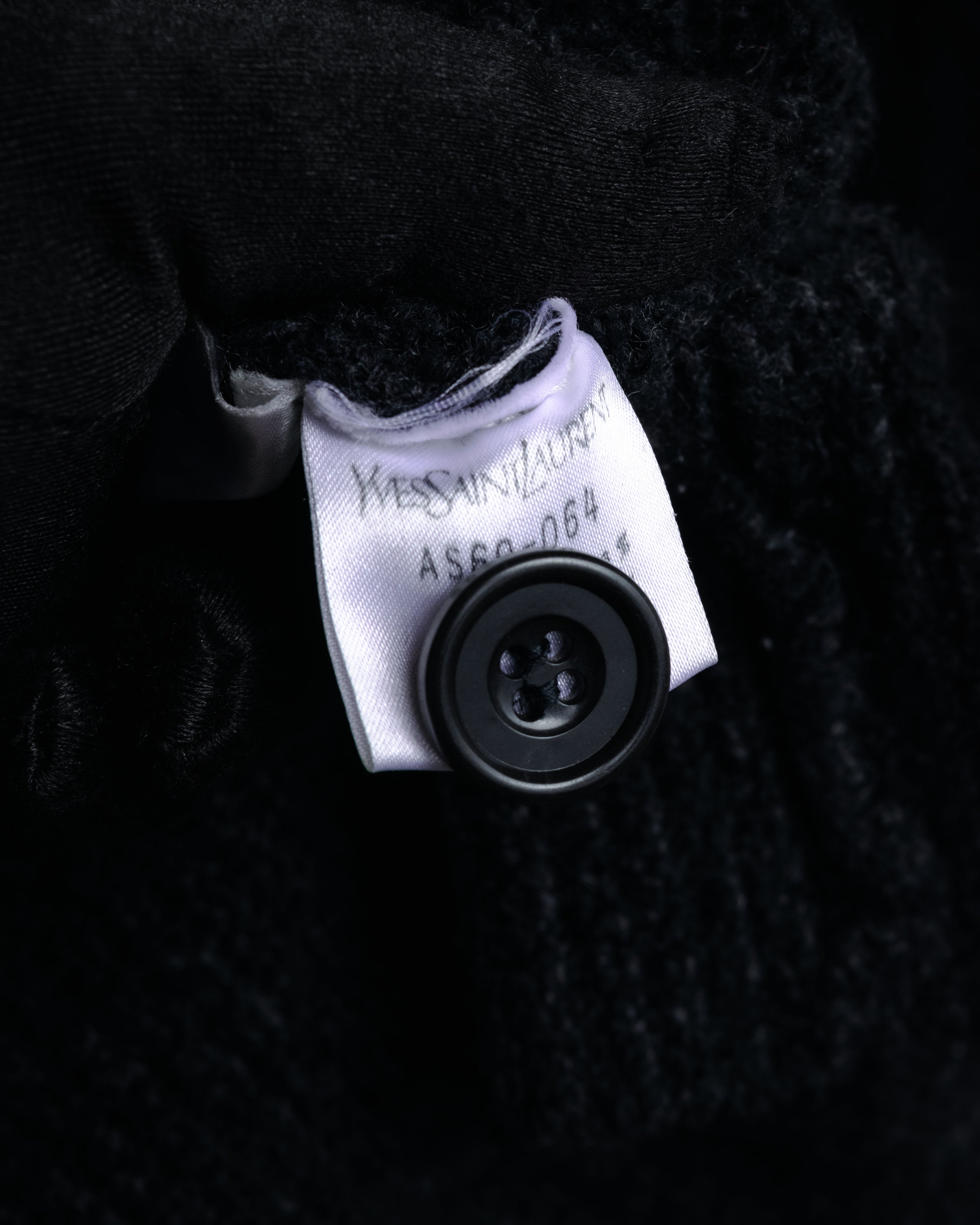 “Yves Saint Laurent” 90’s Textured diamond pattern cardigan