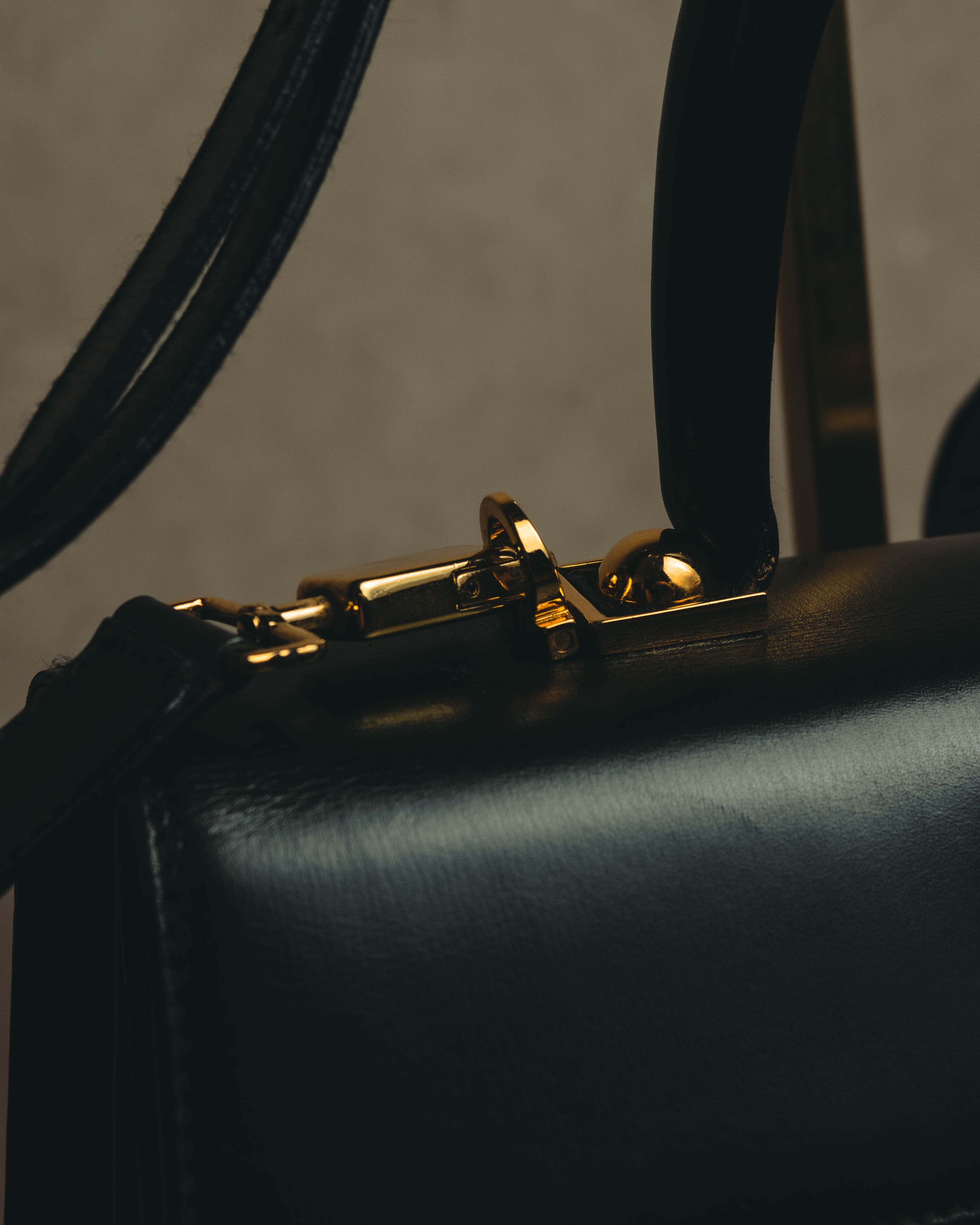 "Salvatore Ferragamo" 80's-90's Structured leather top handle bag