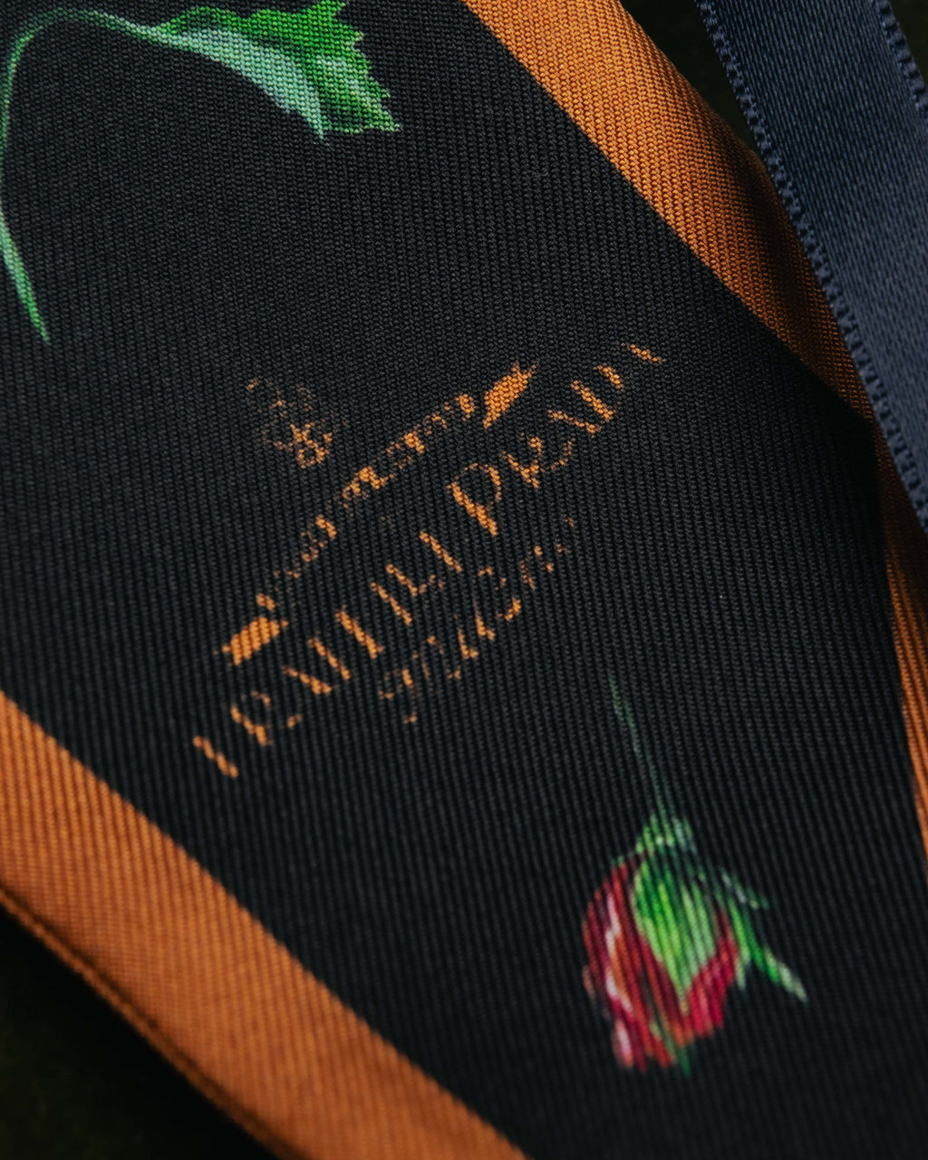 "PRADA" 2020's Floral silk skinny scarf