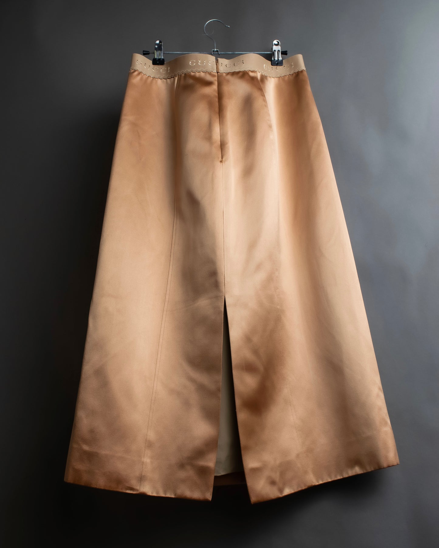 "GUCCI" 100% silk glossy cropped length skirt