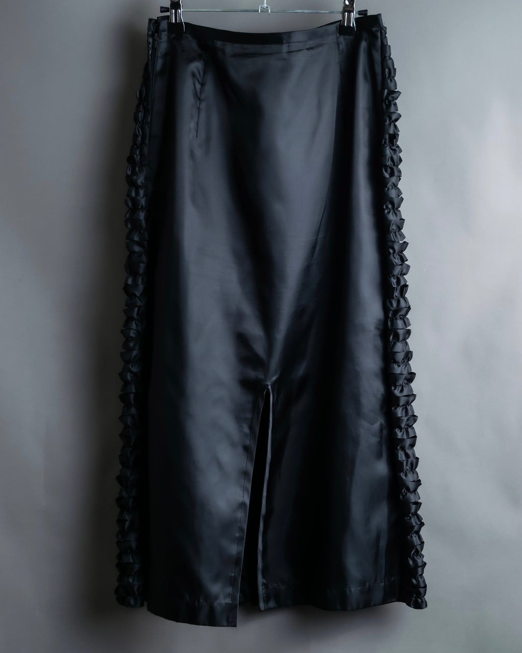 “tricot COMME des Garçons AD1999" Ribbon designed long skirt