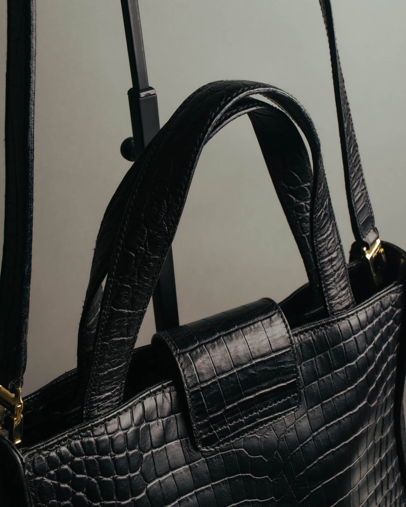"Salvatore Ferragamo" 90's-00's Croc embossed leather shoulder bag
