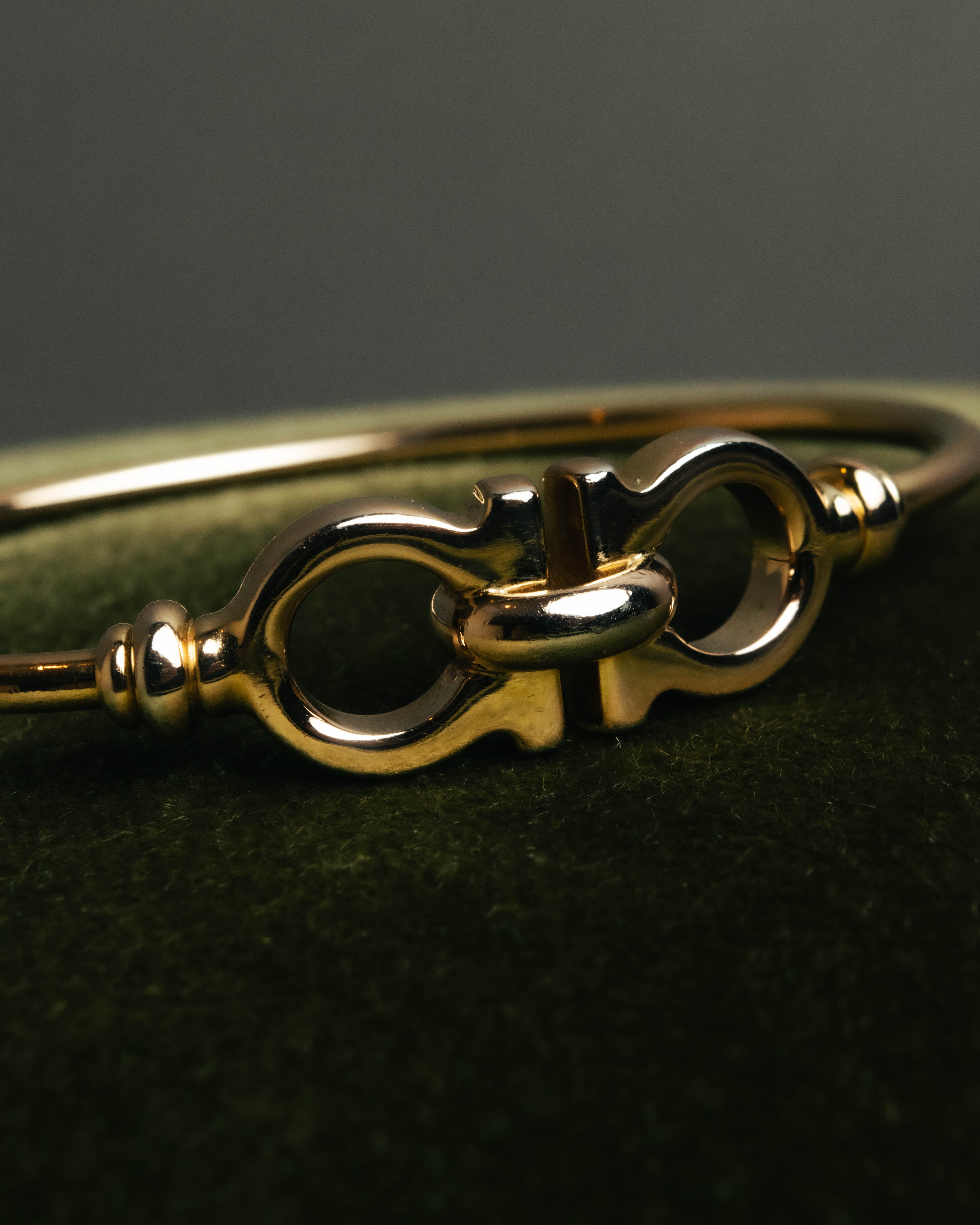 “Salvatore Ferragamo” 90’s-00’s Gancini gold tone bangle bracelet