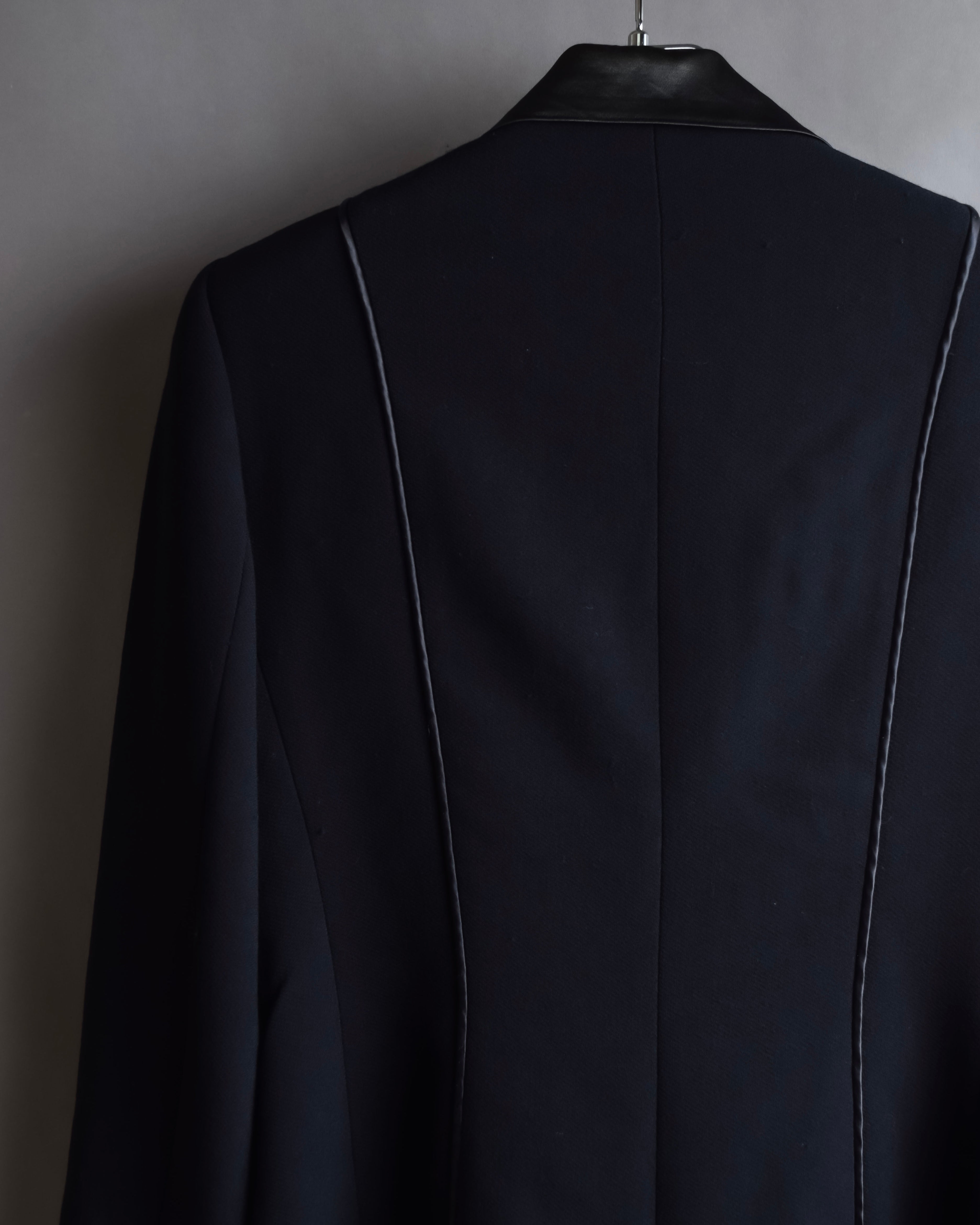 "BALENCIAGA La Mode" Satin-switched piping design tailored jacket