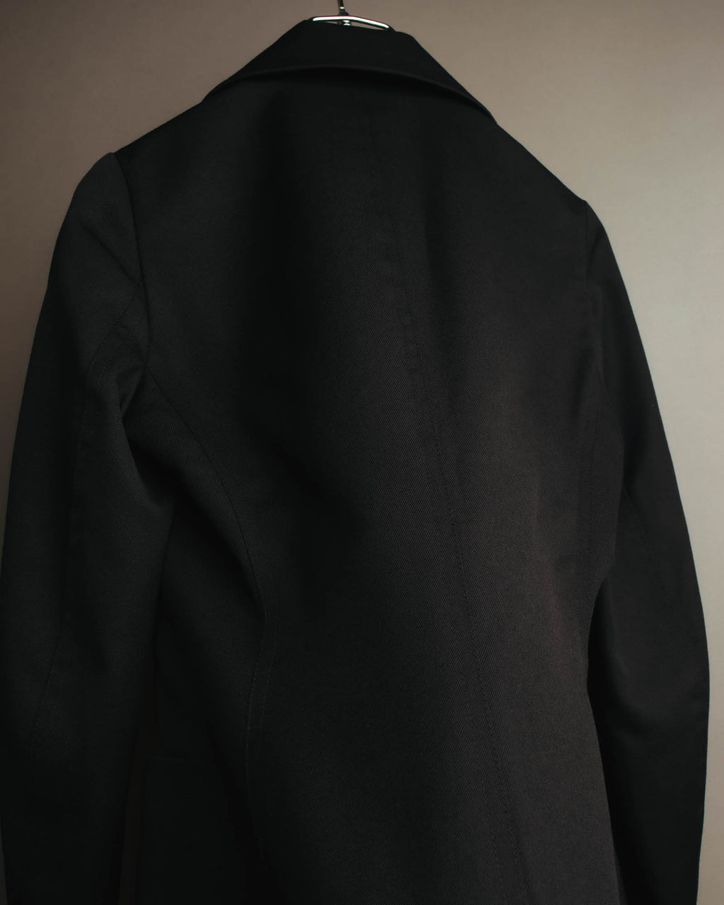 "GR 816" 90's Minimal black tailored blazer