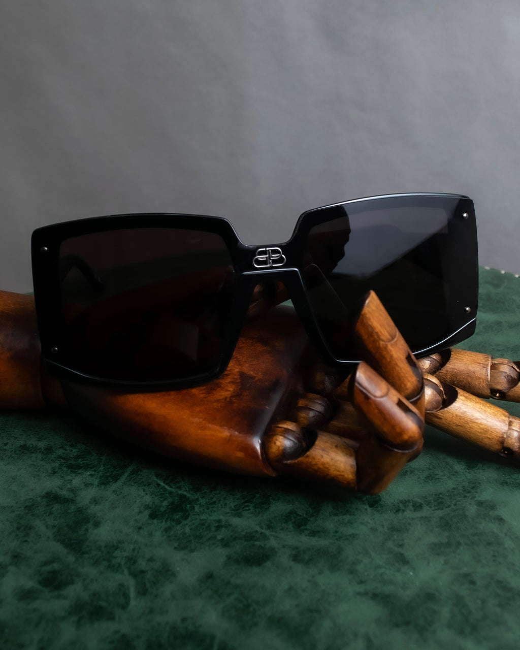 "BALENCIAGA" BB logo square frame sunglasses