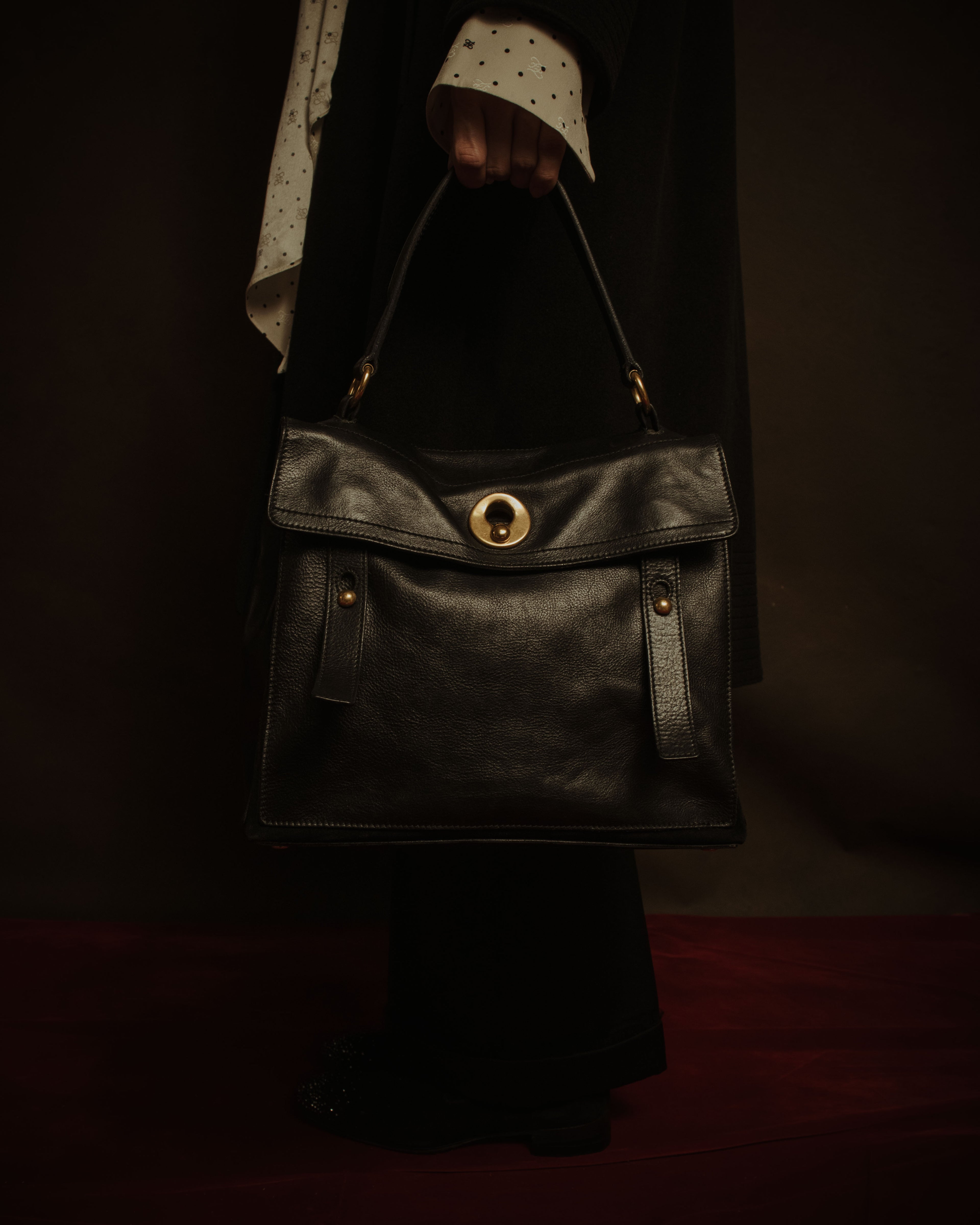 –SPECIAL– “Yves Saint Laurent rive gauche” 08-12 Structured leather muse two bag