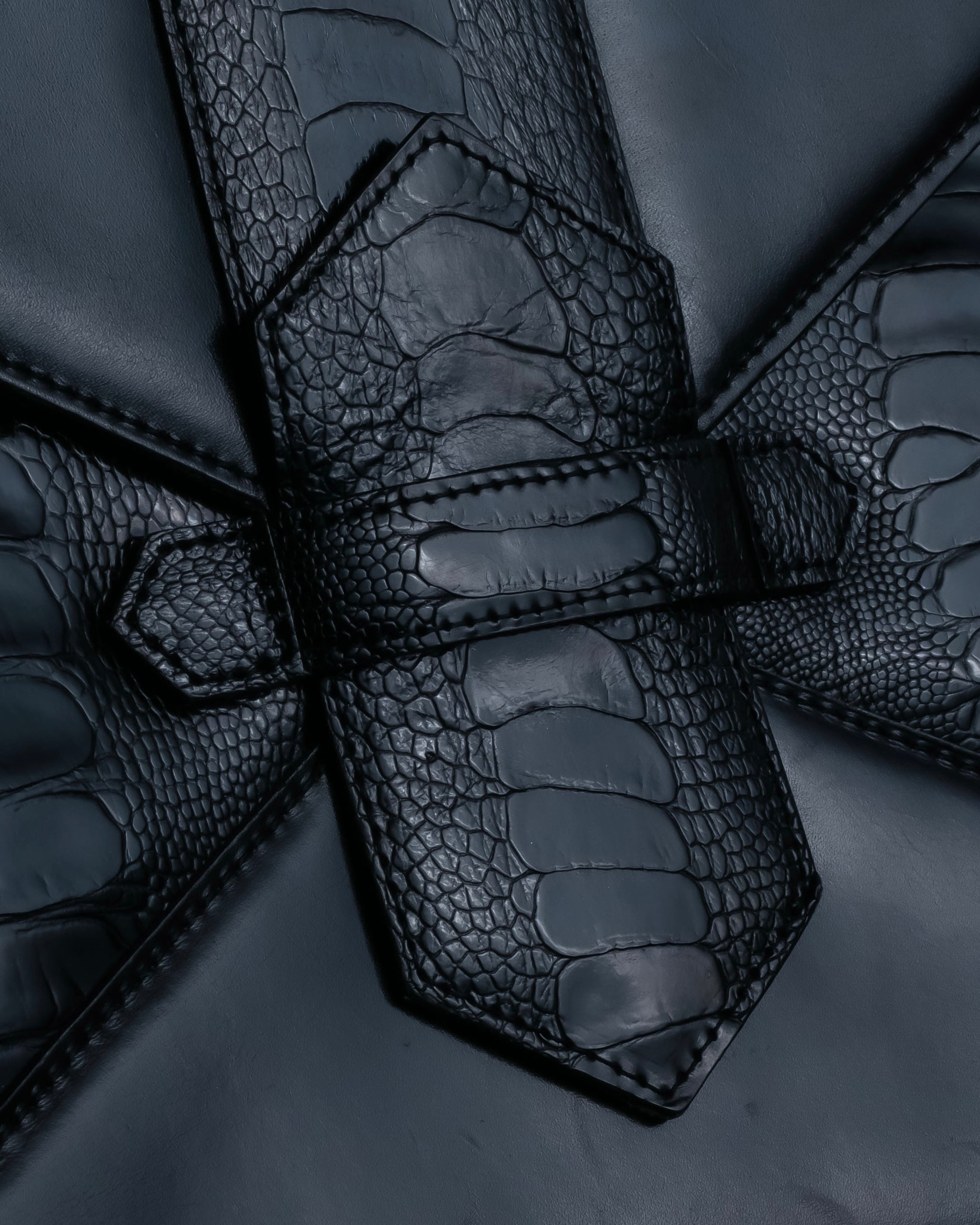 "YVES SAINT LAURENT" Crocodile embossed combination design leather bag