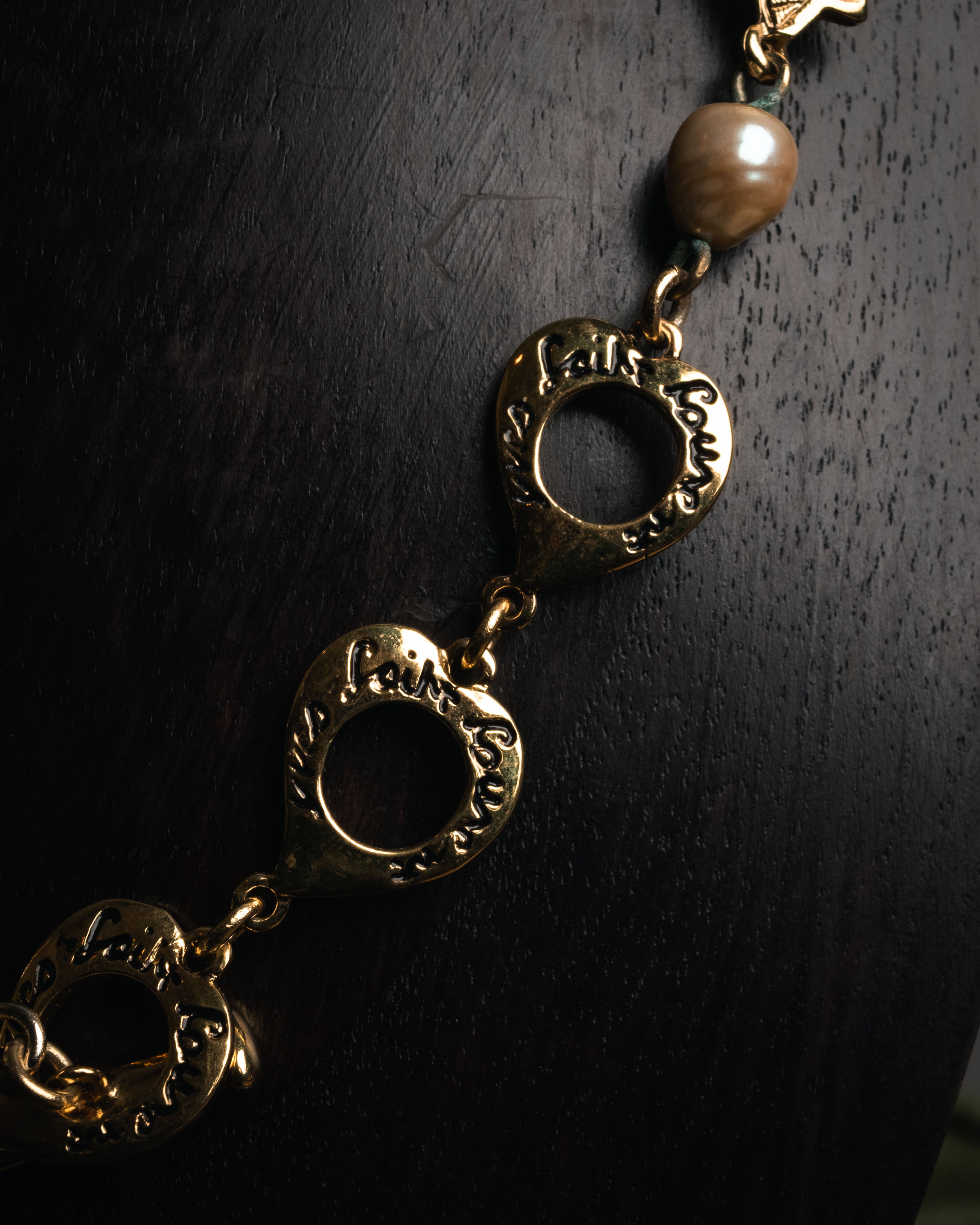 “Yves Saint Laurent” 80’s-90’s Baroque pearl heart motif necklace