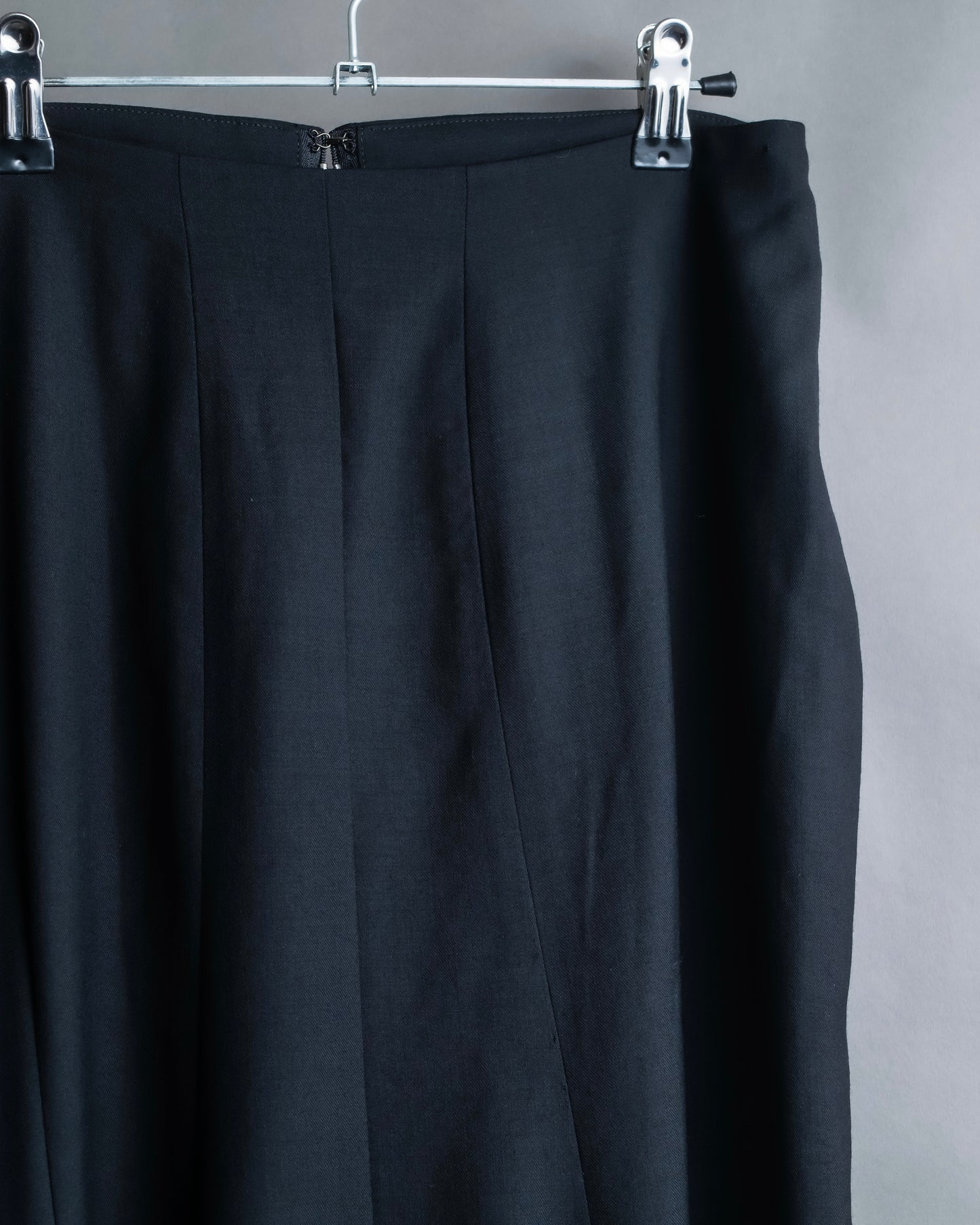 "Y's" Conceptual straight silhouette skirt