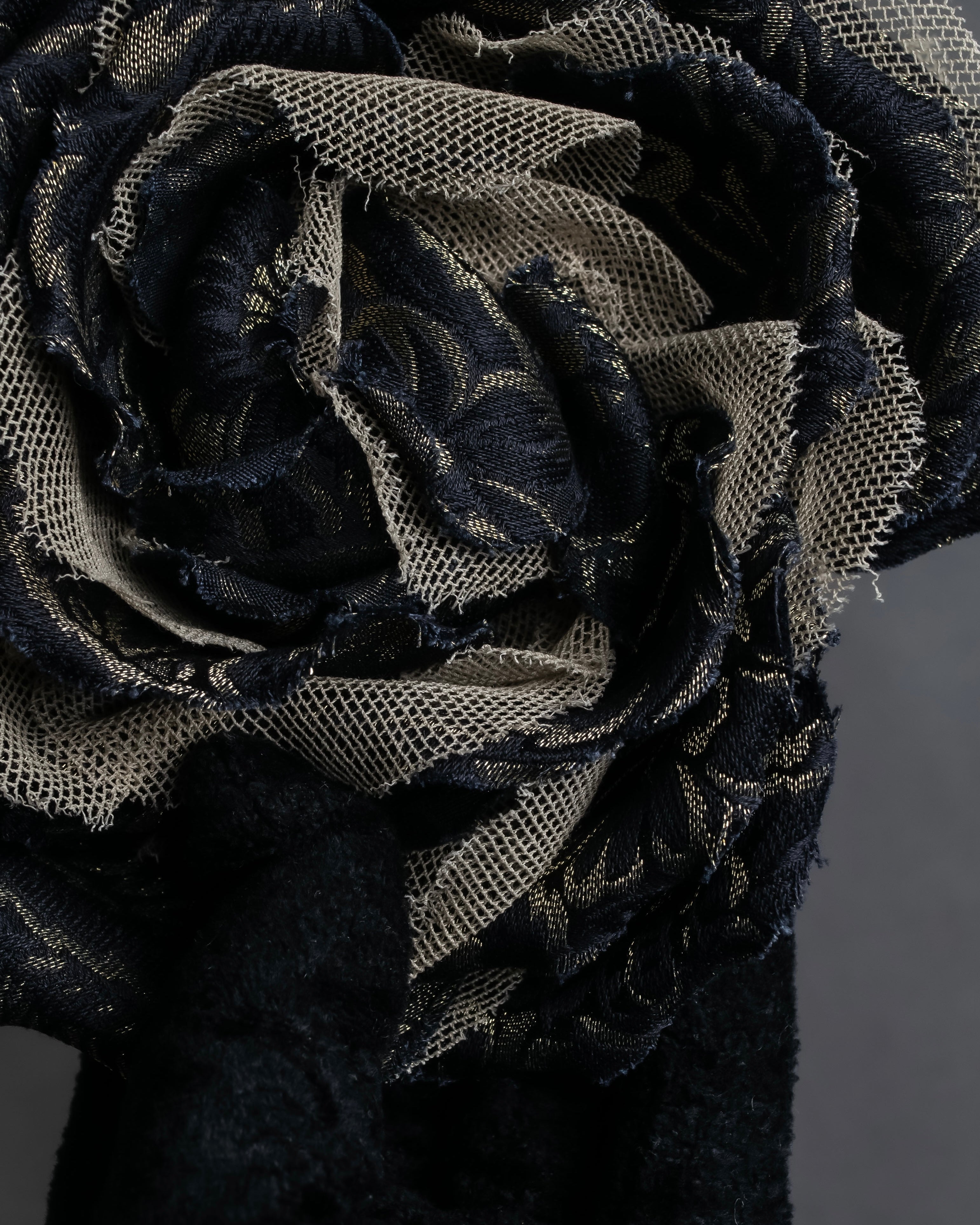 "DOLCE &amp; GABBANA" Flower motif tulle layered brooch