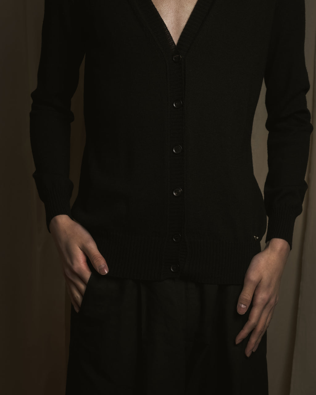 "GUCCI" Michele-era refined emblem cardigan