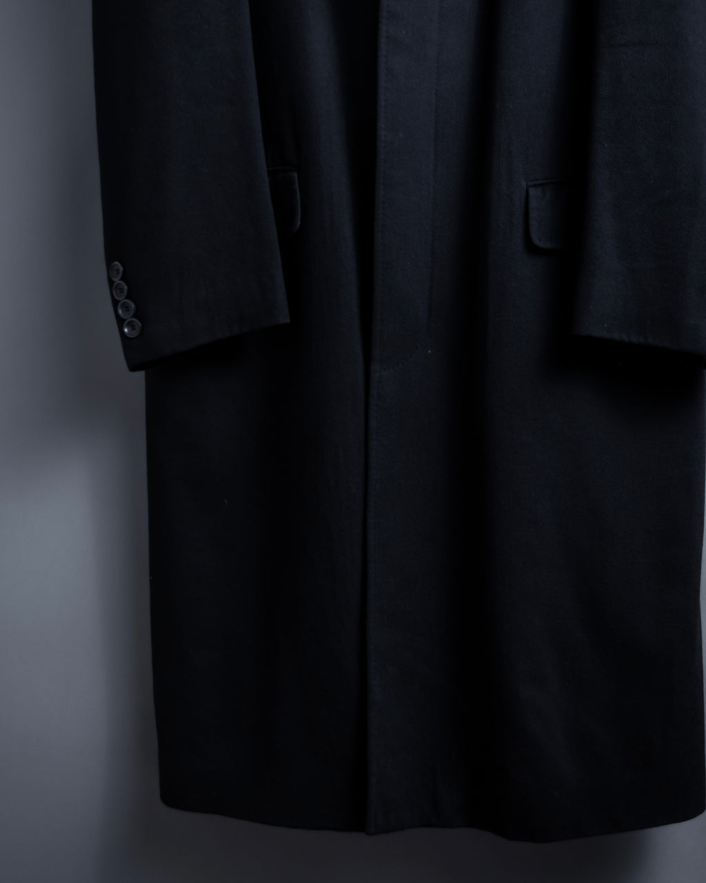 "Ermenegildo Zegna" Drapey finish 100% cashmere cloth chester coat