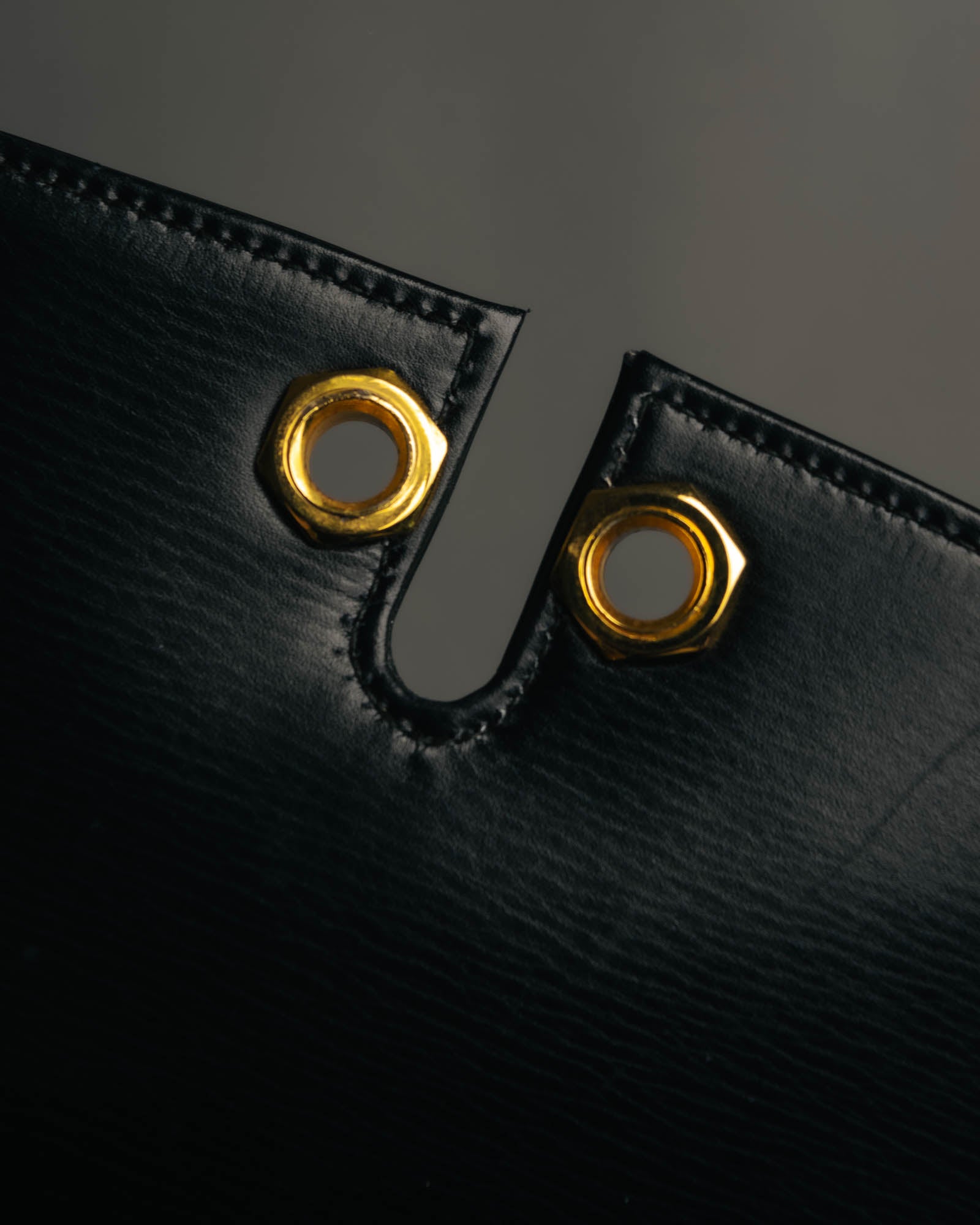 “GUCCI” 80’s-90’s Rope clasp leather shoulder bag