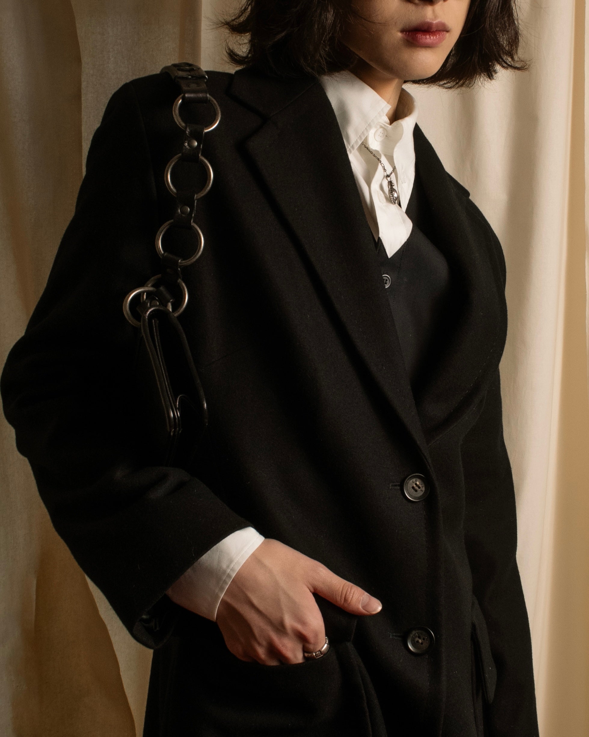 -SPECIAL- "YVES SAINT LAURENT"
00's Tom Ford period stacked ring design horizontal leather bag