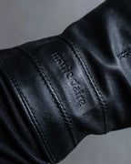 "Marie Claire" Carefully stitched logo engraved leather gloves