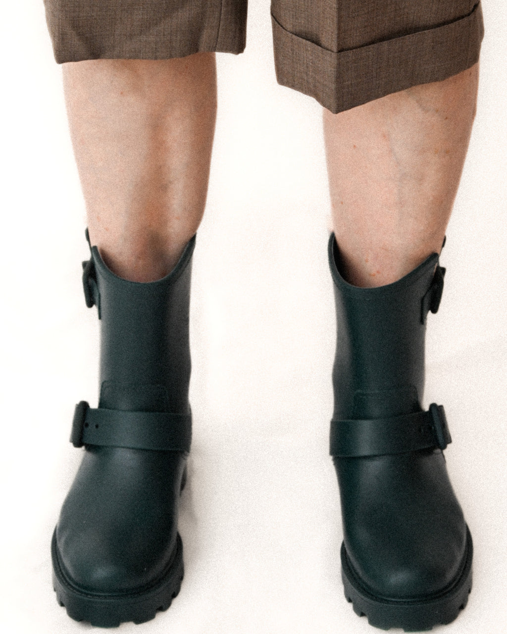 JIMMY CHOO/ Belts Detailed Rubber Rain Boots Dark Green