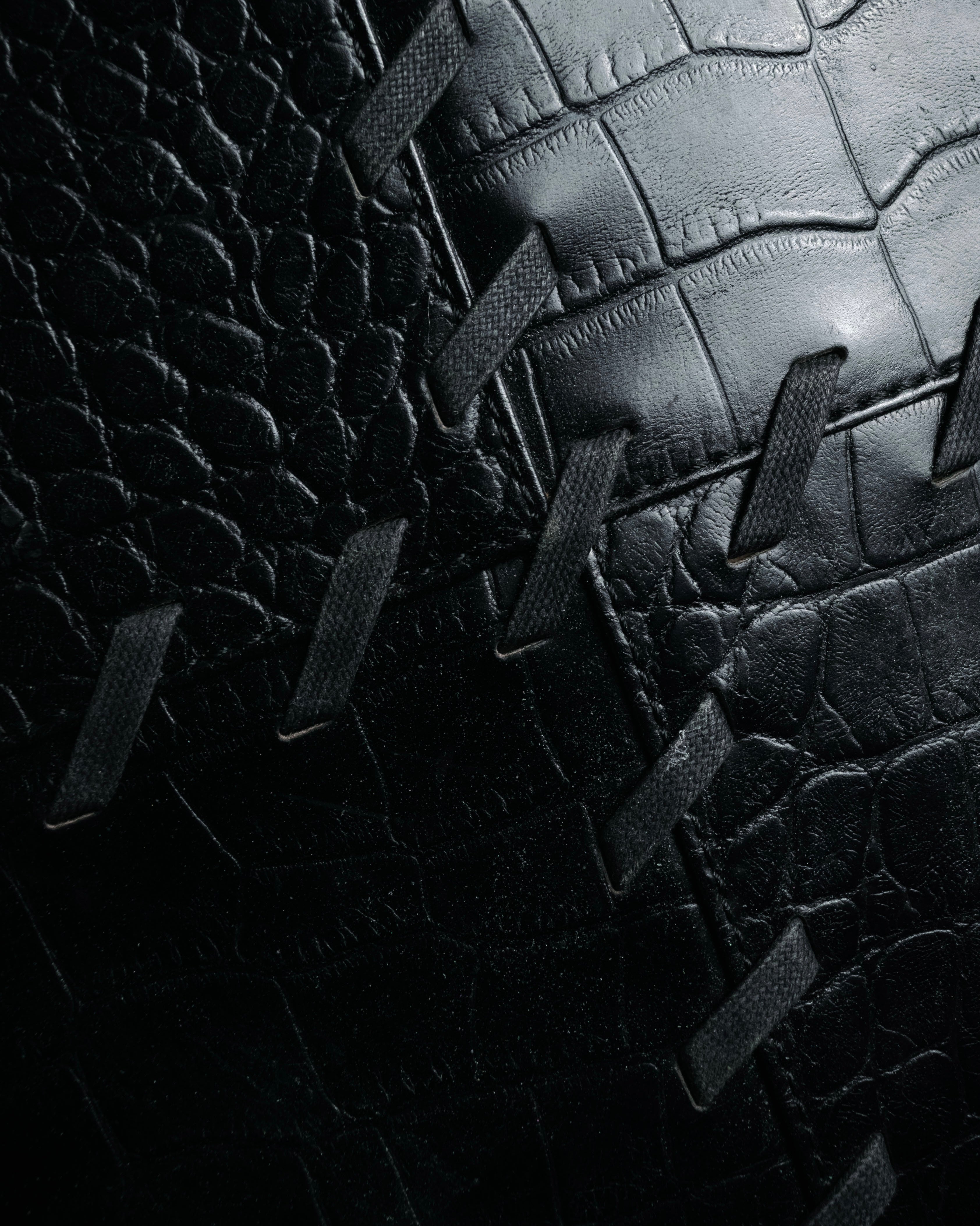 “YVES SAINT LAURENT” 90’s–Early 00’s Croc embossed leather woven stitch tote bag