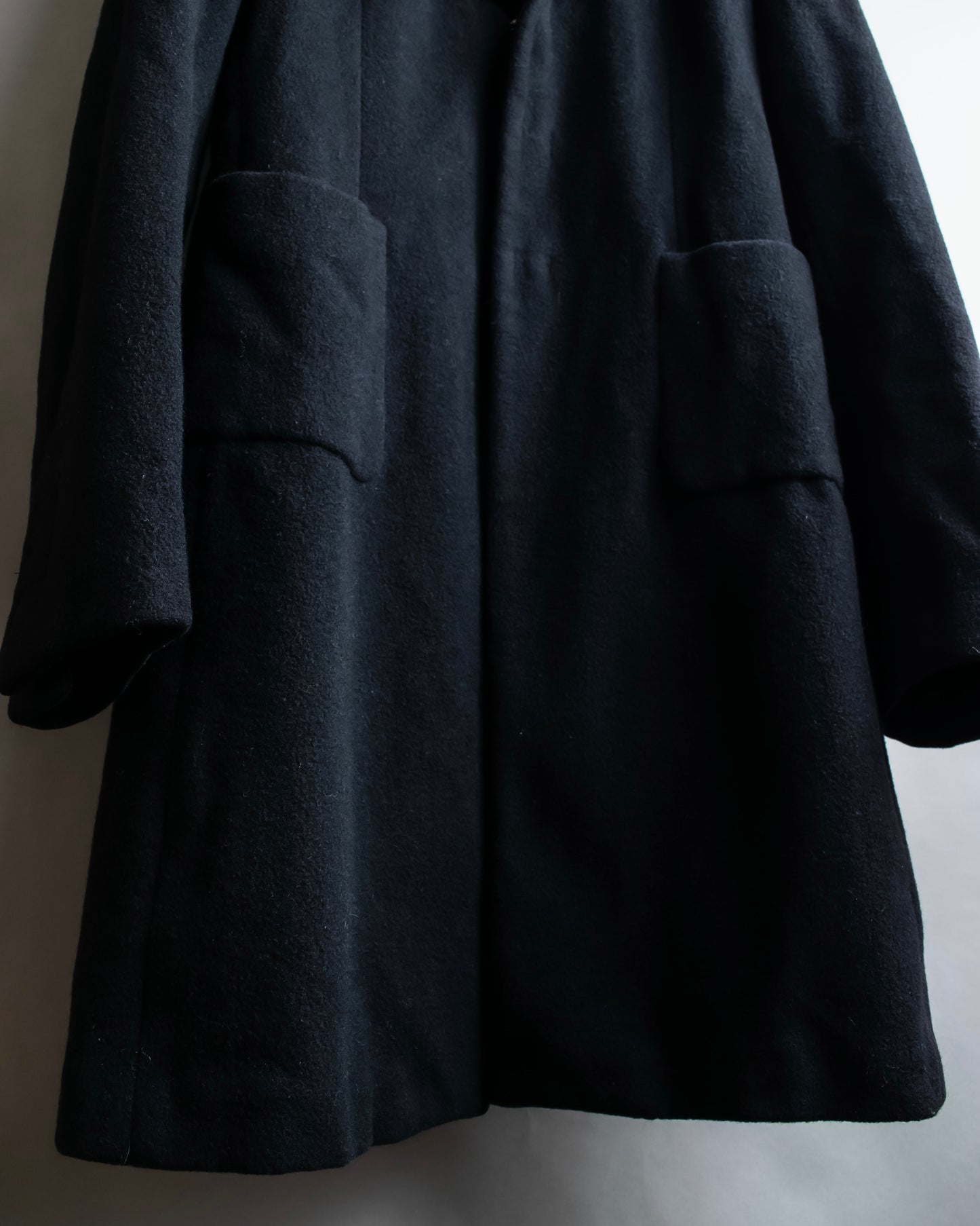 "COMME des GARCONS" Hook design wool blend chesterfield coat