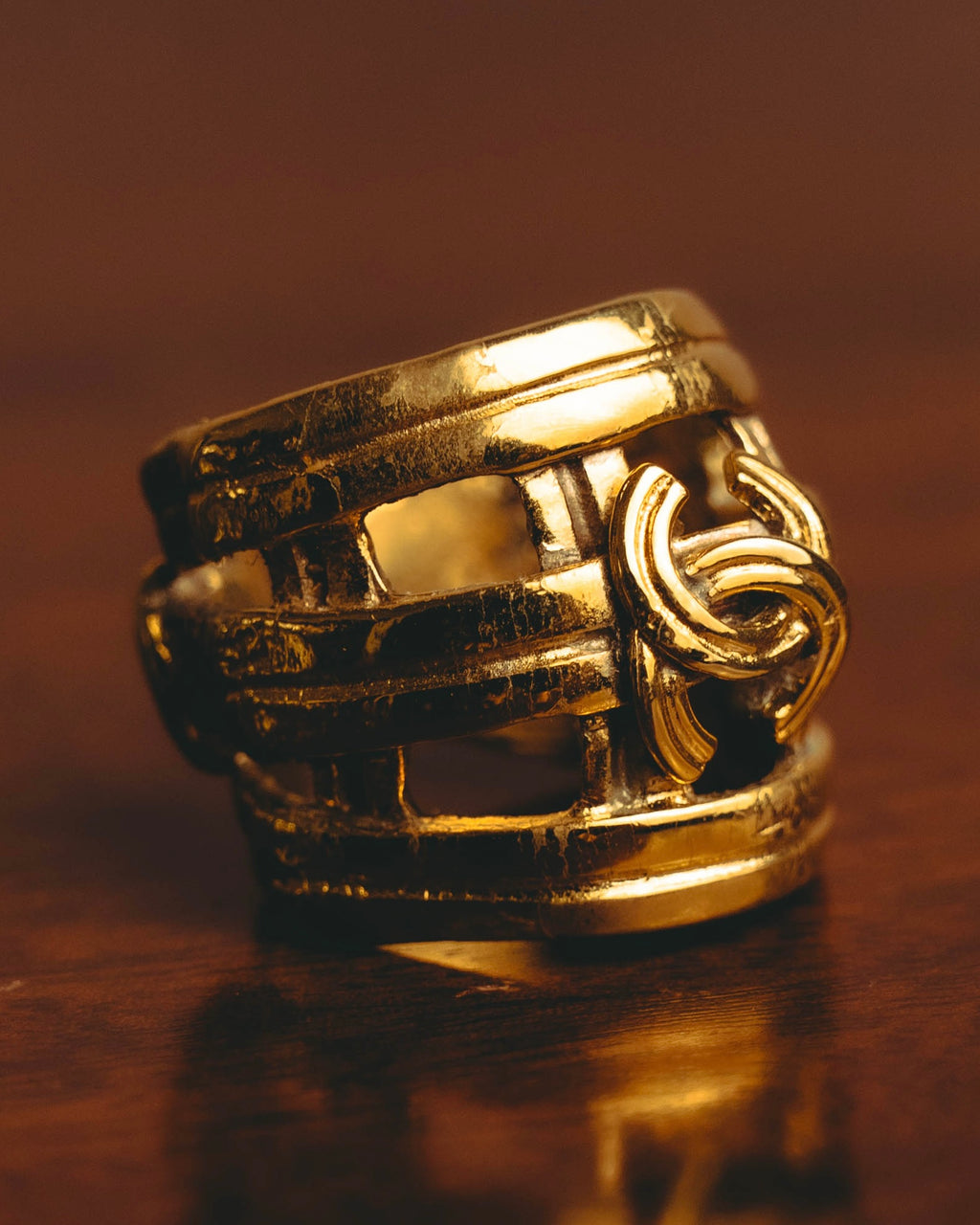 -SPECIAL- “CHANEL” 1996 Spring Collection Lattice CC wide band ring