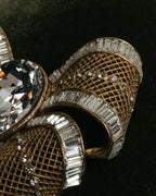 “HANAE MORI” 80’s-90’s Sculptural crystal bow brooch
