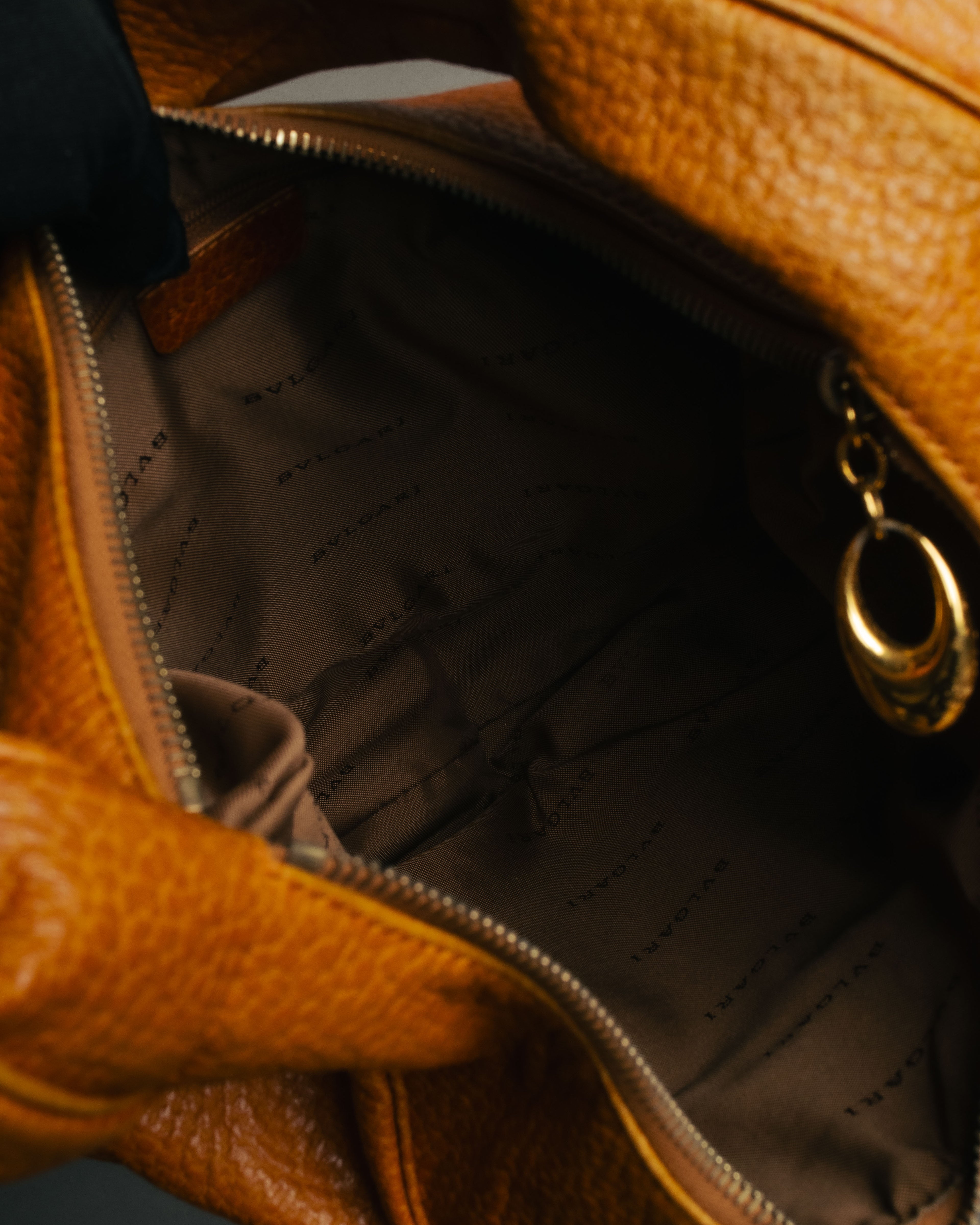 “BVLGARI” 90’s-00’s crescent leather hobo bag