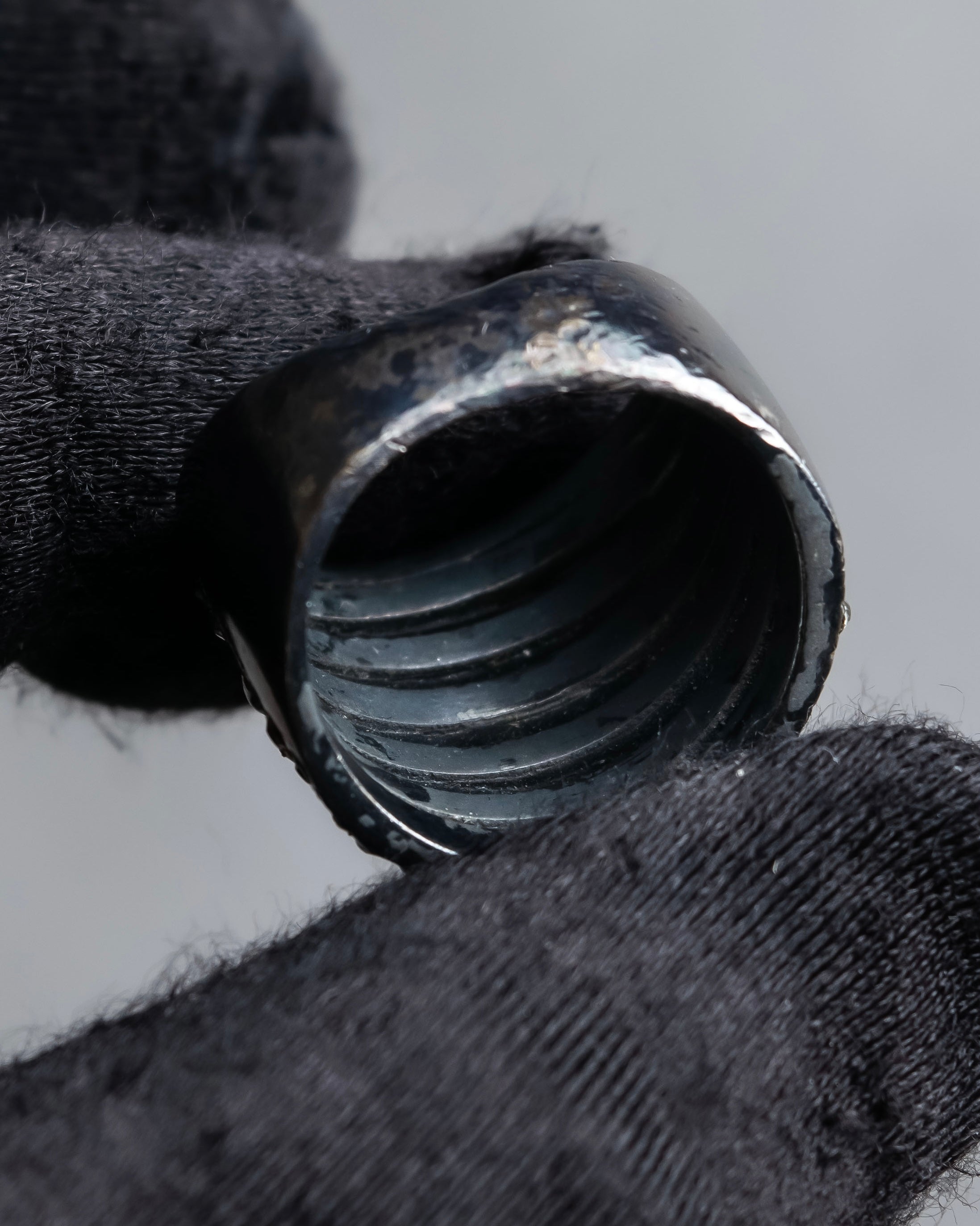 "CHANEL" 97AW Karl Lagerfeld double C logo rhinestone design ring