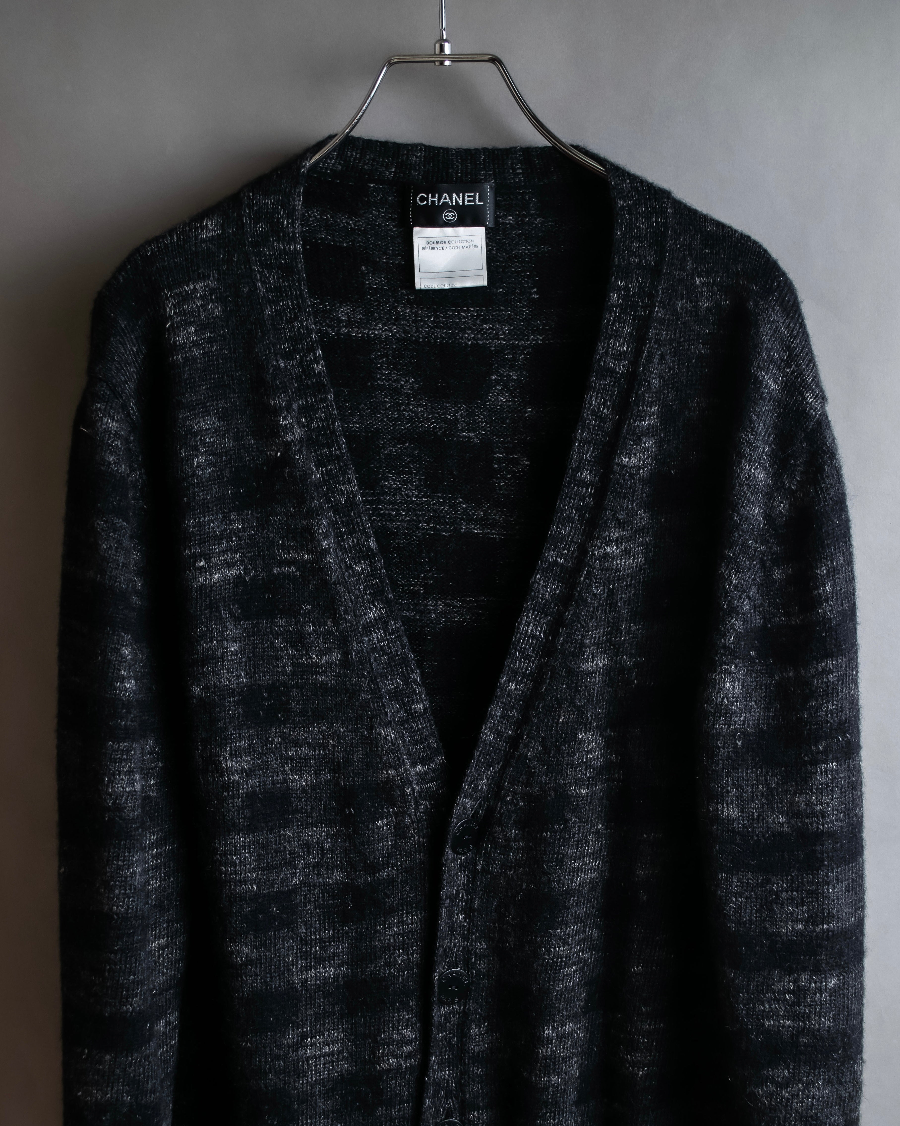 "CHANEL" Sample product hairy material light unevenness cardigan