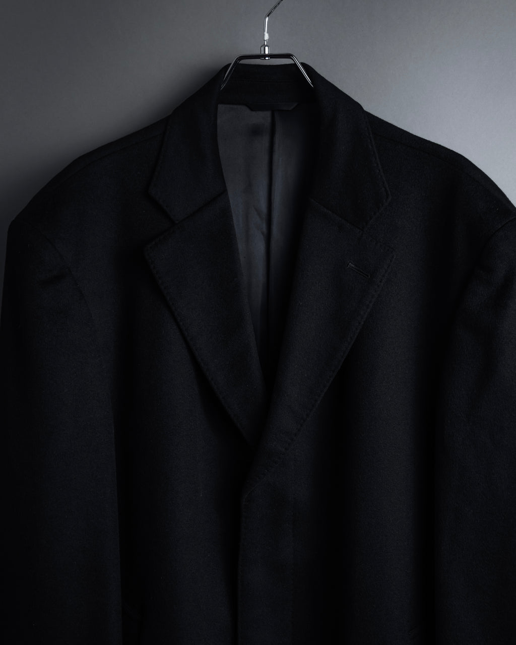 "BELLUMORE／ANTONIO FUSCO"
Fly front 100% cashmere chester coat