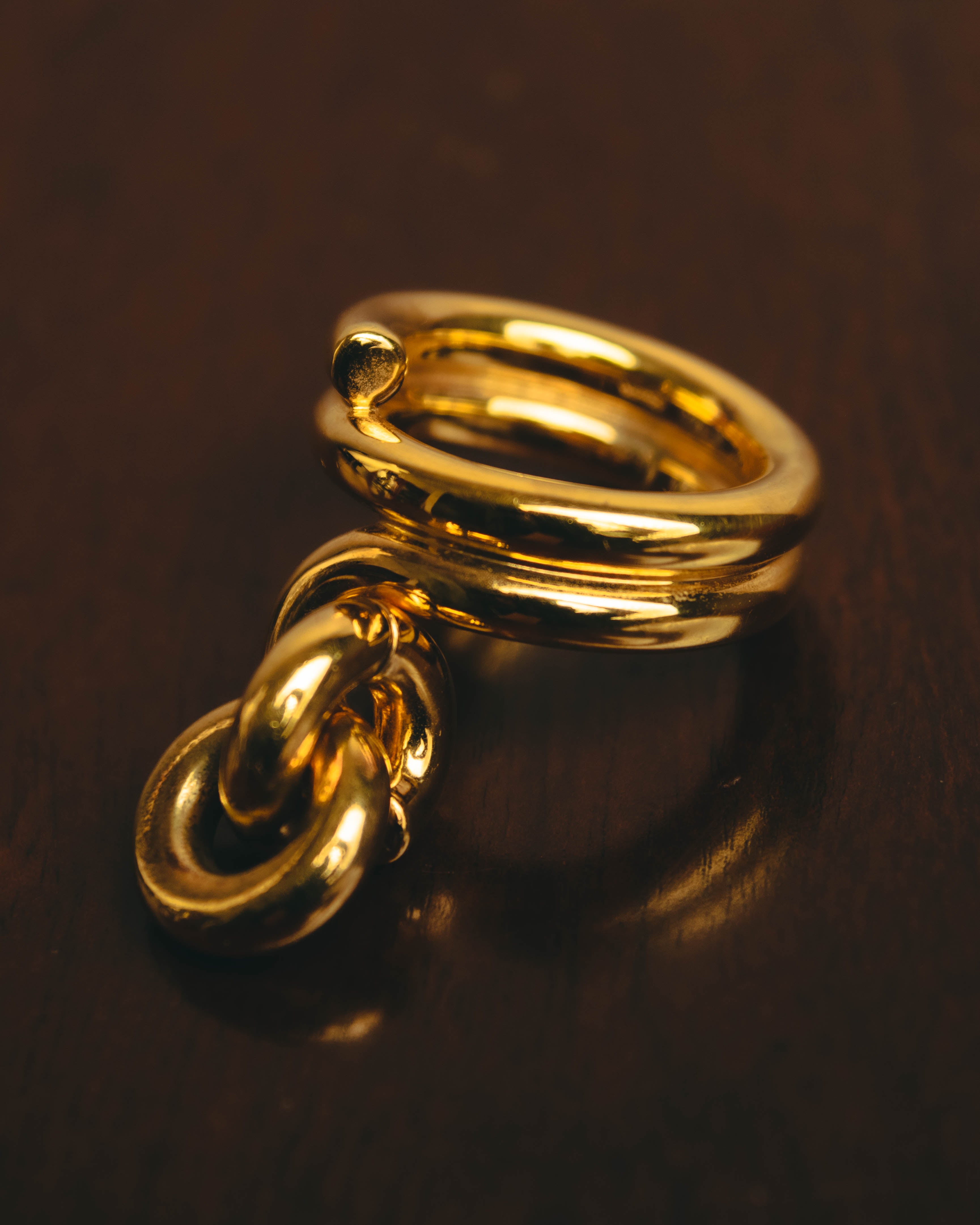SPECIAL- “BOTTEGA VENETA” 2021-2025 Gold tone sculptural knot ring