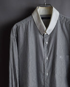 "BURBERRY" Pinstripe cleric design shirt