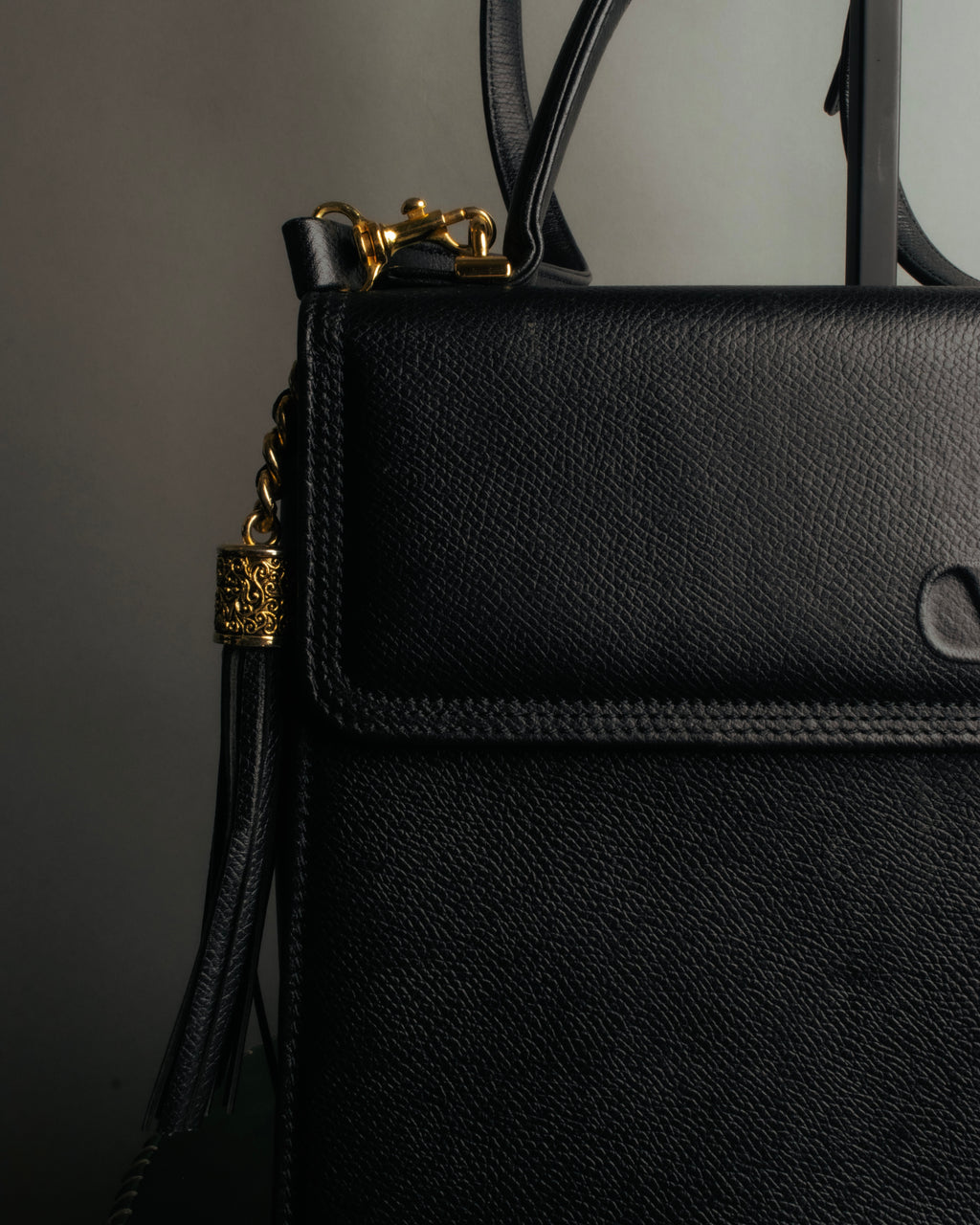 “Valentino Garavani” 90’s-00’s Structured V logo leather handbag