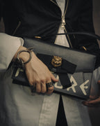 -SPECIAL- “GUCCI” Michele period Punk tiger head leather shoulder bag