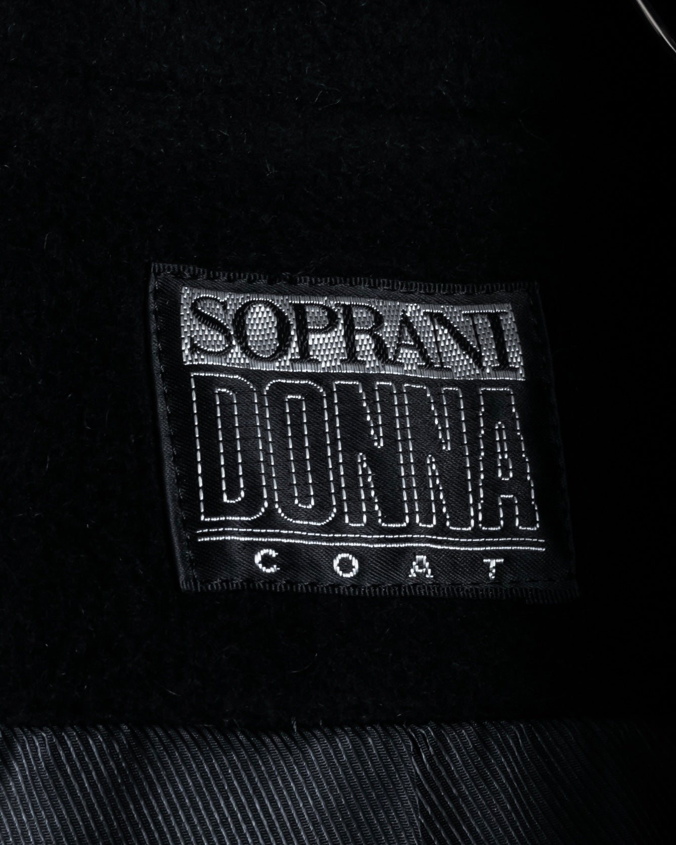 “SOPRANI DONNA” Tailored double-breasted long coat