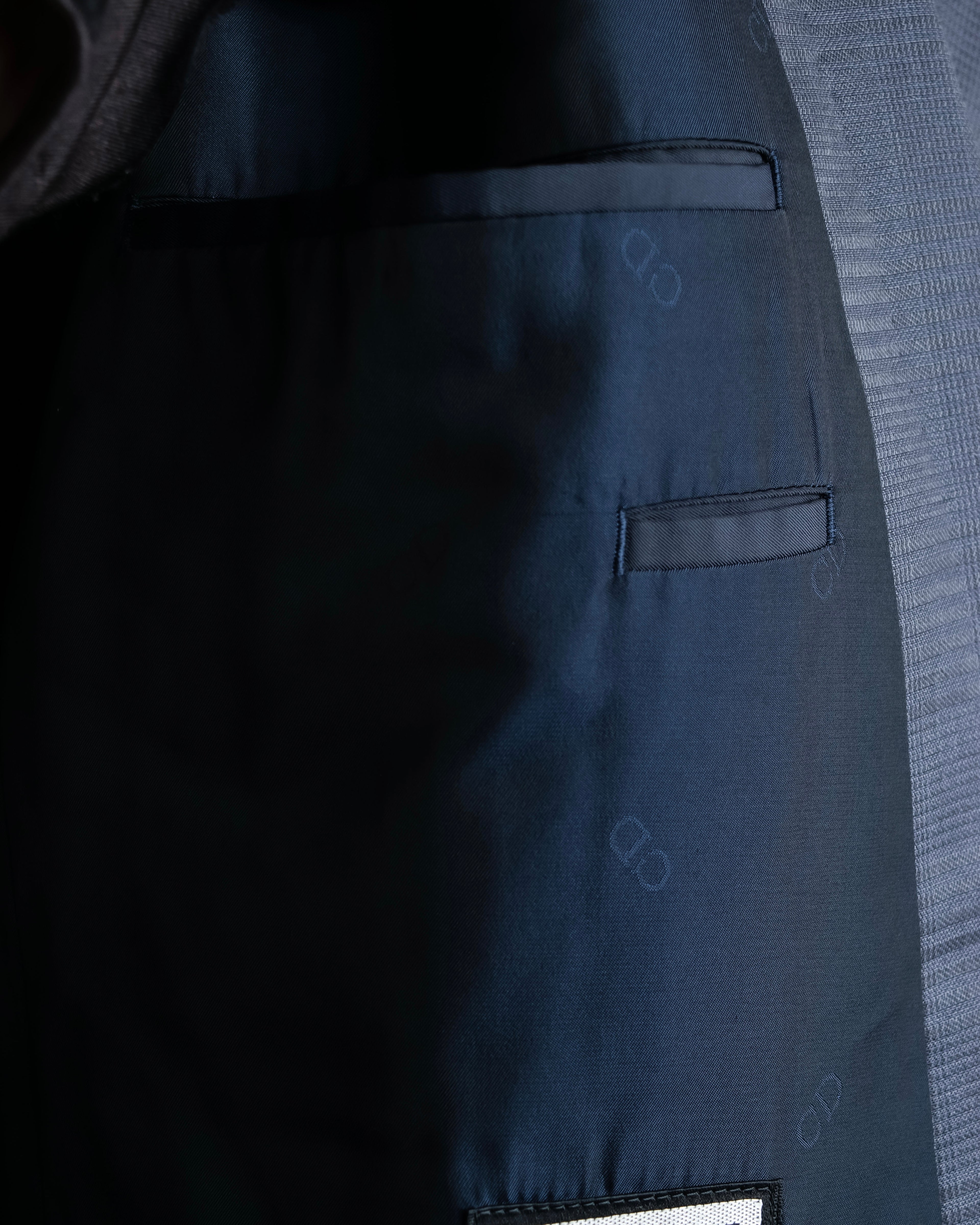 "CHRISTIAN DIOR MONSIEUR"
Shadow check pattern structured set up