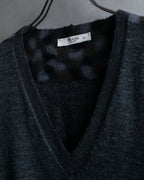 "PRADA" Camouflage pattern V-neck knit