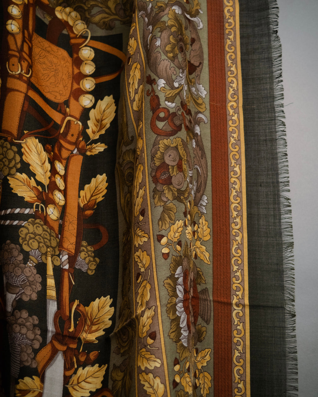 “LOEWE” 90’s–00’s Equestrian motif wool silk fringe scarf