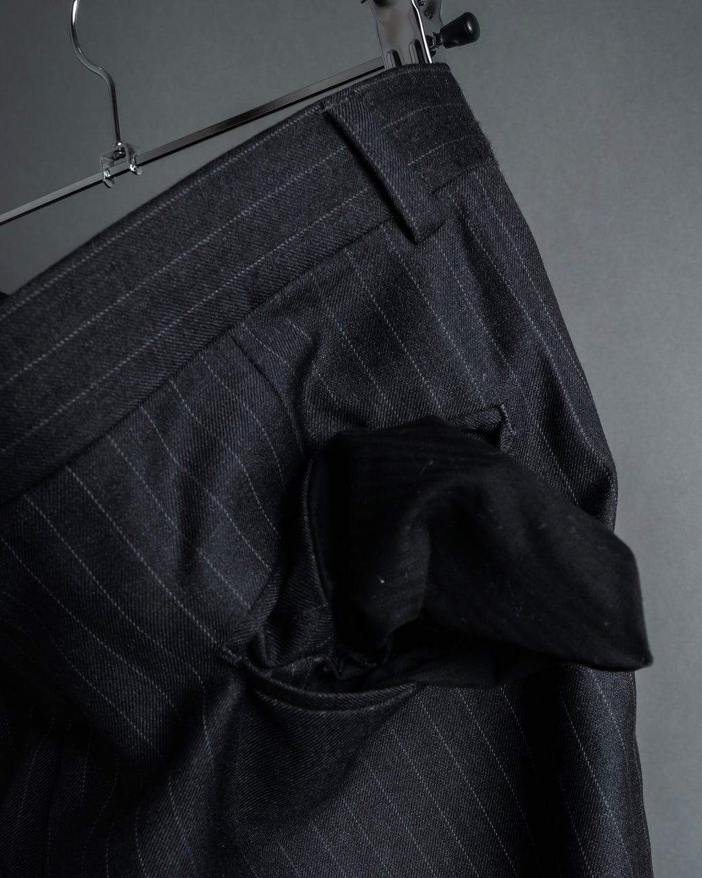 "ARMANI COLLEZIONI" Deep charcoal pinstripe set up