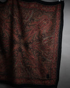 “Yves Saint Laurent” 1985-1995 Paisley framed scarf
