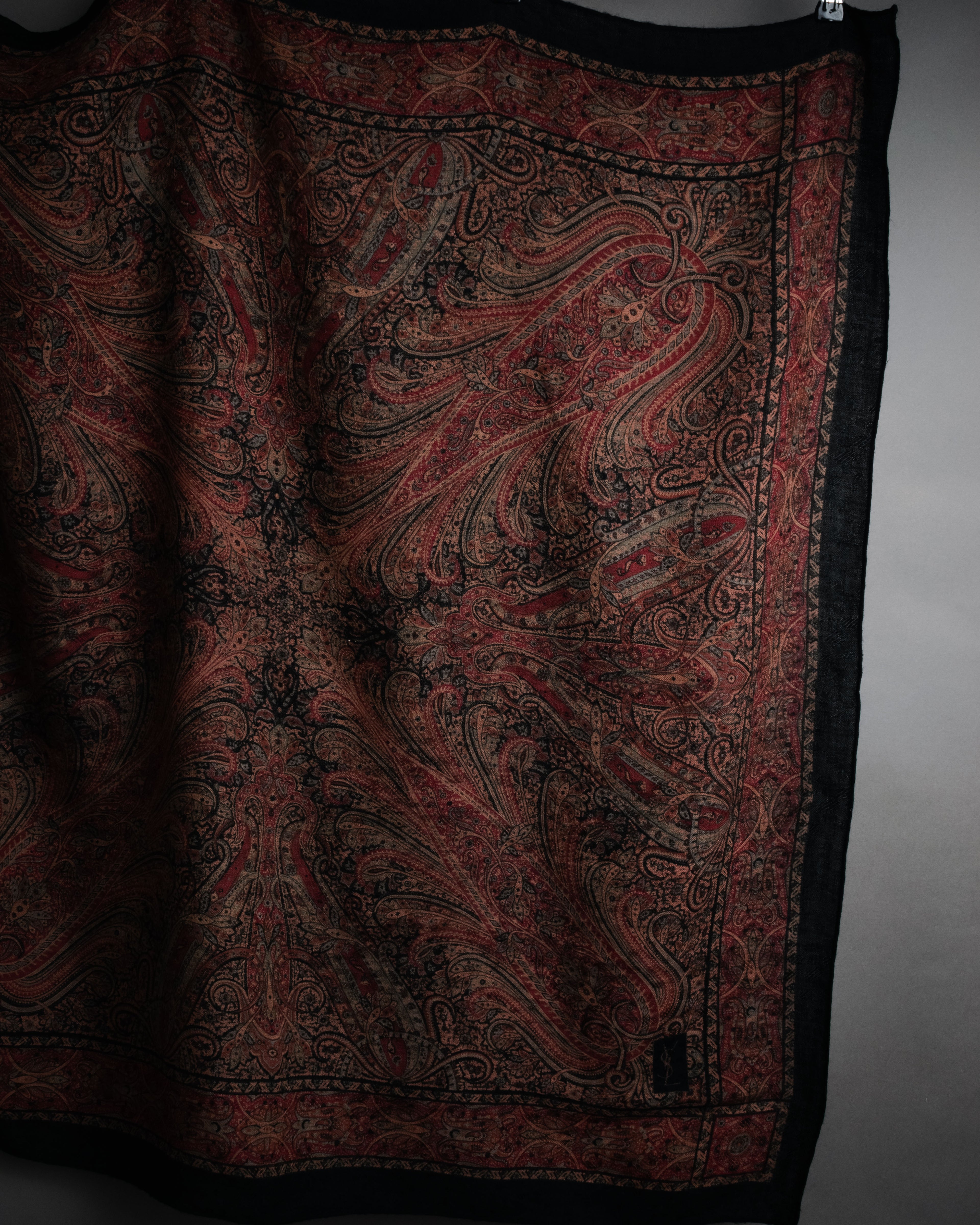 “Yves Saint Laurent” 1985-1995 Paisley framed scarf