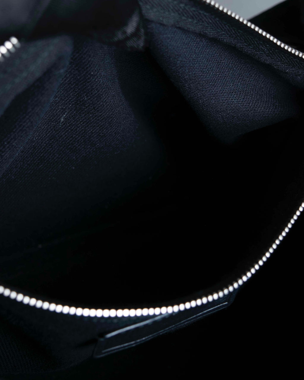 "YVES SAINT LAURENT" Muse to metal design one handle bag