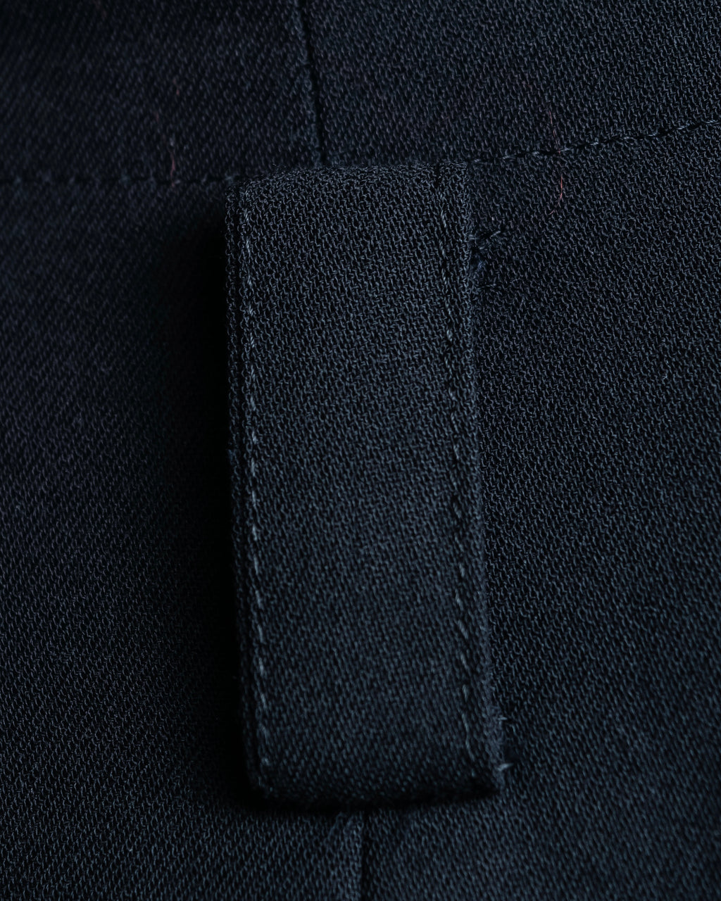 "TOKUKO 1er VOL" Side button fastener design high waist tapered slacks